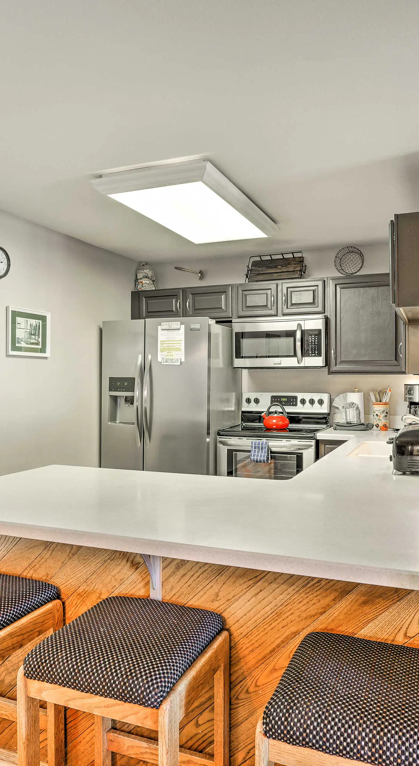 Silverthorne Condo: New Pool & Hot Tub + Fireplace