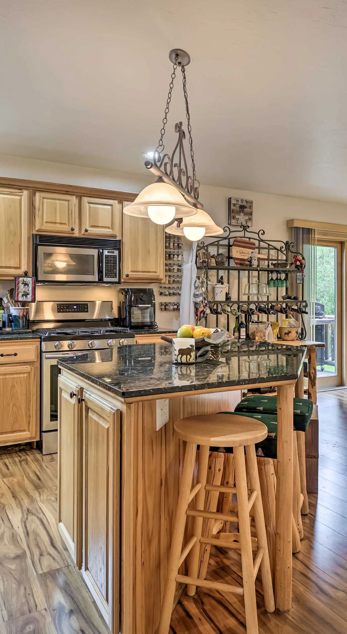 Alpine Escape w/ Mtn Views in Blue River!