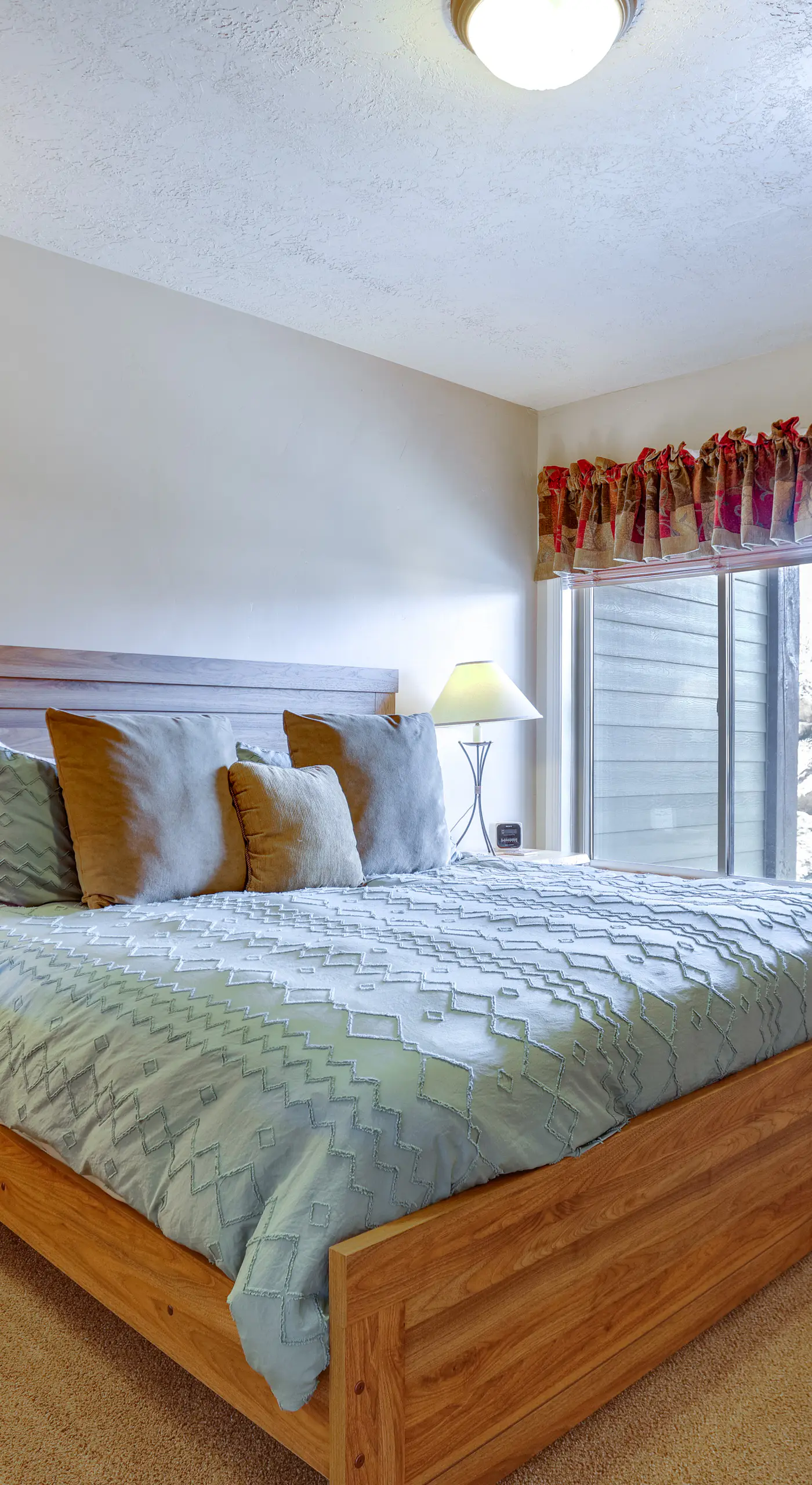 High-End Huntsville Condo w/ Private Hot Tub!