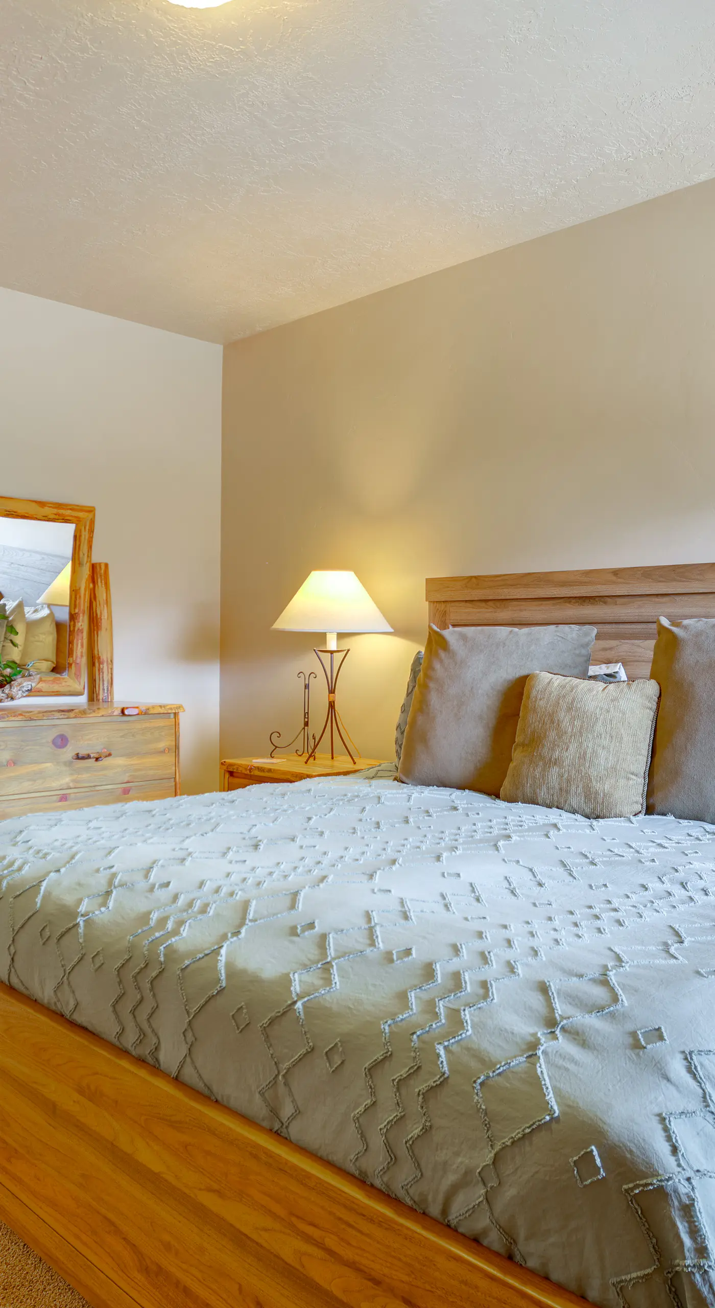 High-End Huntsville Condo w/ Private Hot Tub!