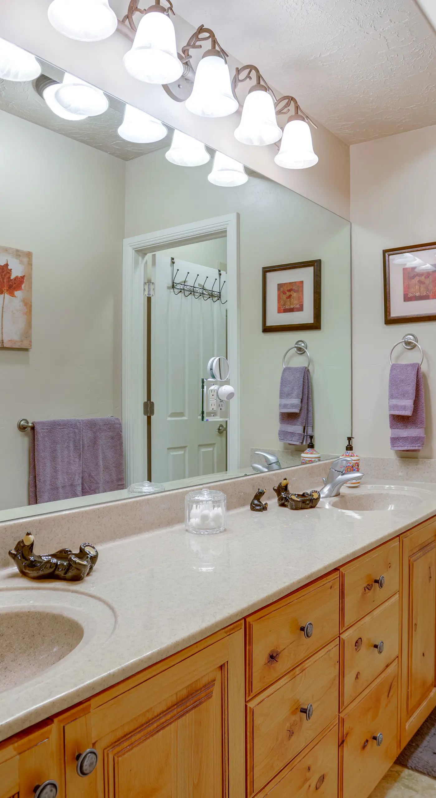High-End Huntsville Condo w/ Private Hot Tub!