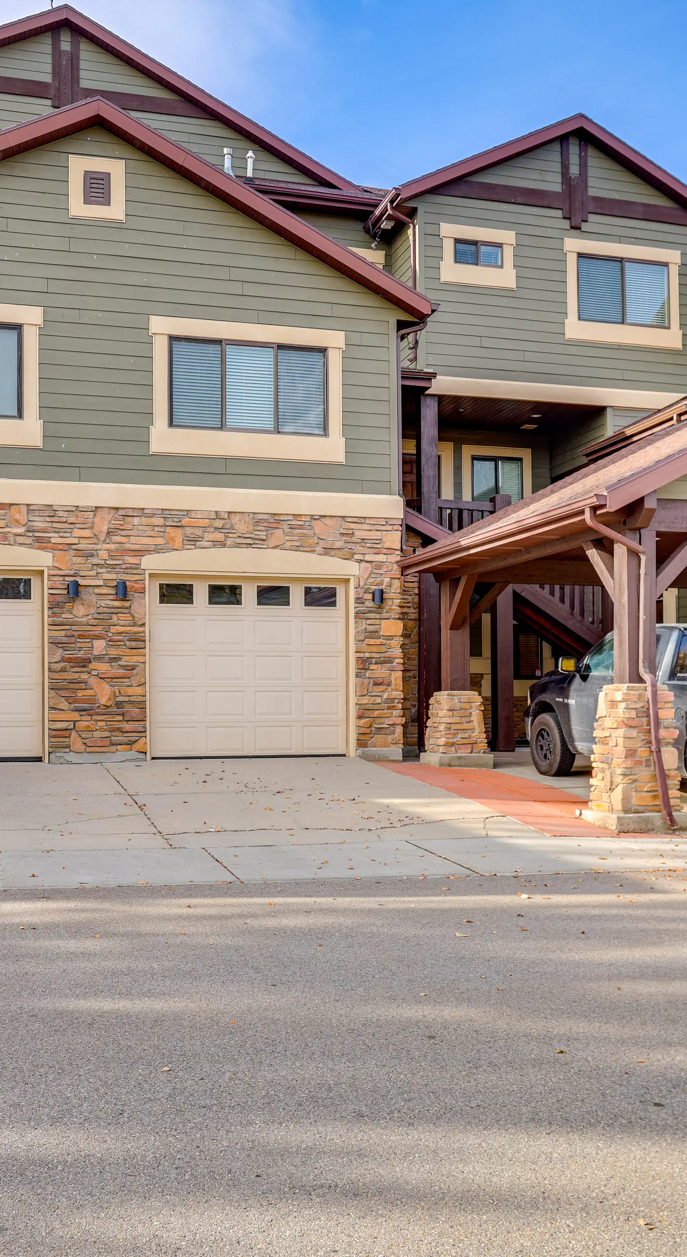 High-End Huntsville Condo w/ Private Hot Tub!