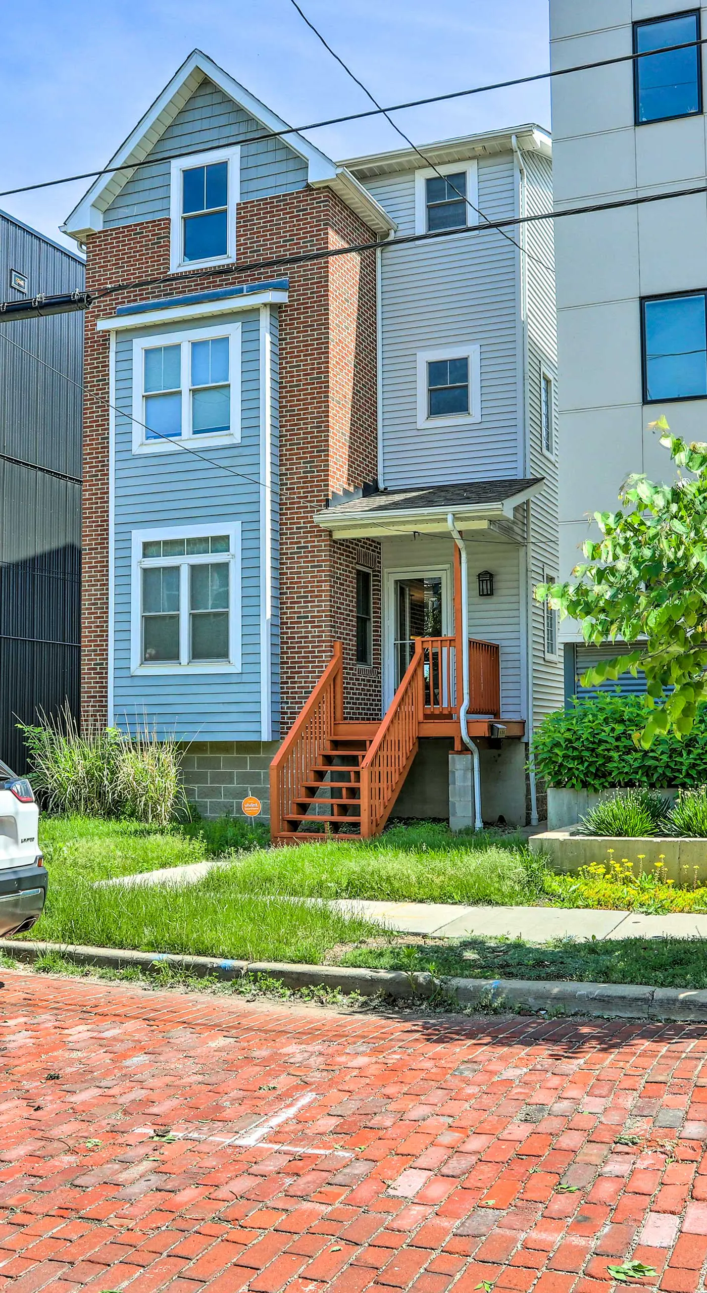 ~ 2 Mi to Downtown - Cozy Cleveland Unit