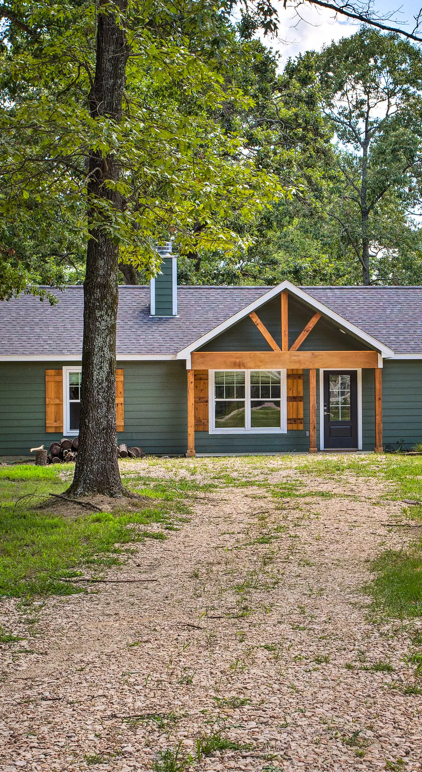 Charming Lake Fork Cottage w/ Screened-In Porch!