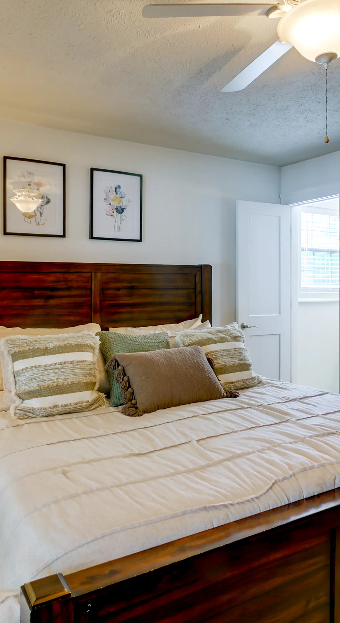 Pet-Friendly Lake Sinclair Home w/ Boat Dock!