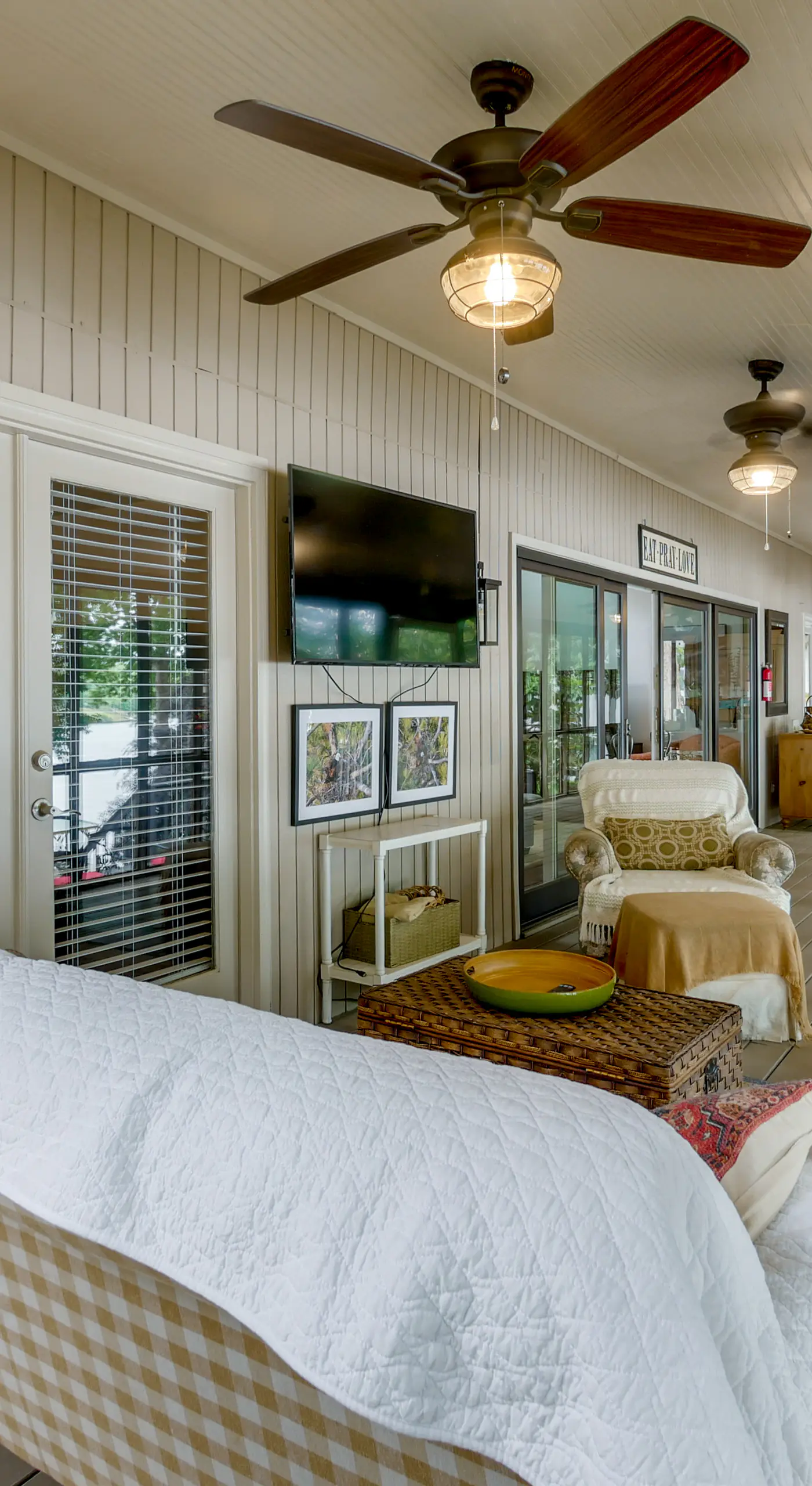 Pet-Friendly Lake Sinclair Home w/ Boat Dock!
