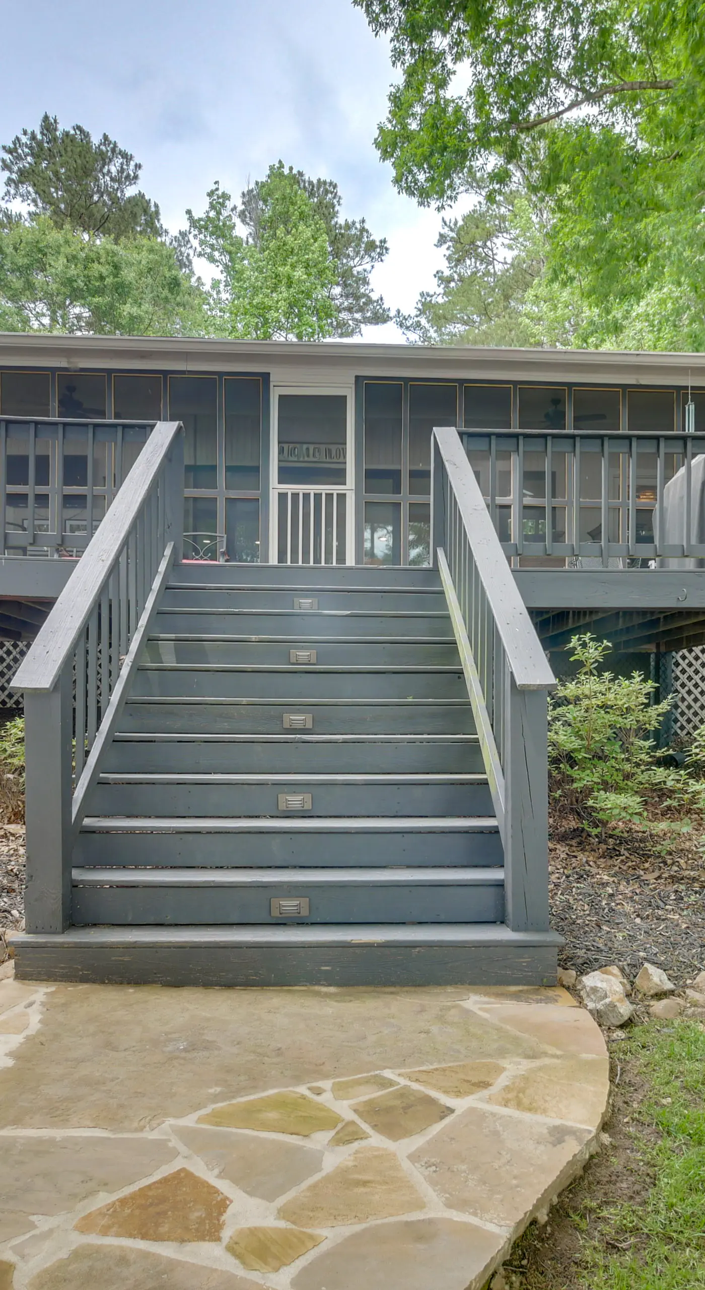 Pet-Friendly Lake Sinclair Home w/ Boat Dock!