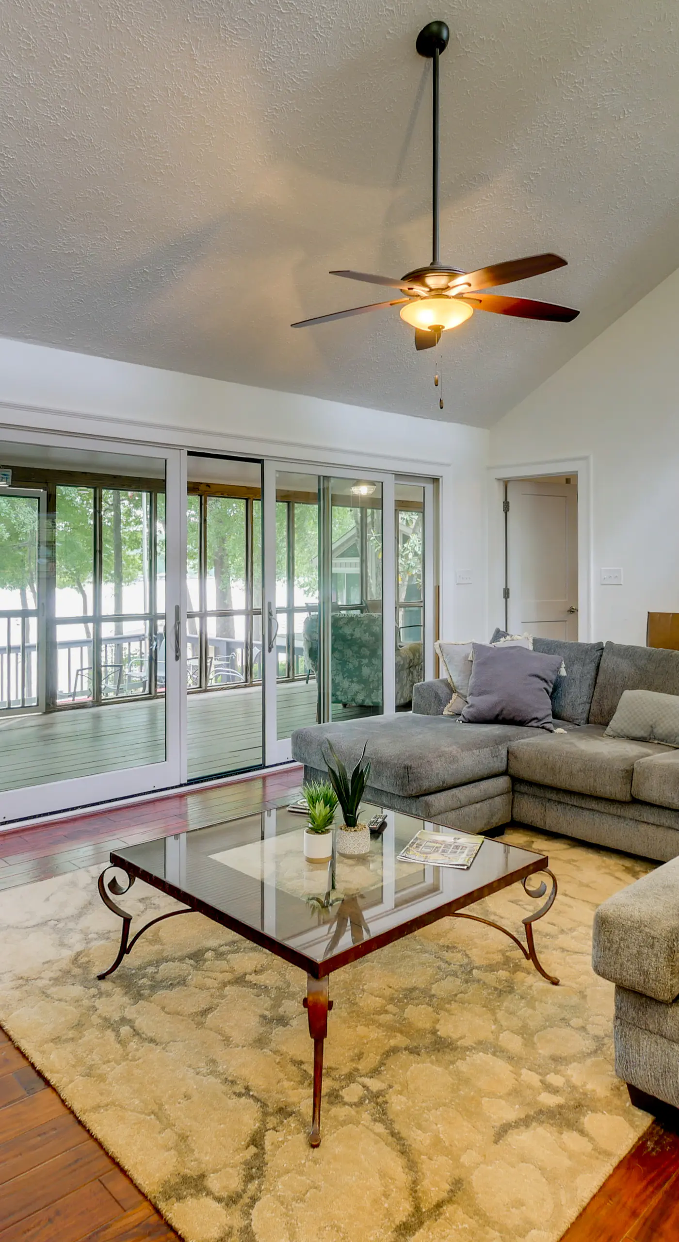 Pet-Friendly Lake Sinclair Home w/ Boat Dock!