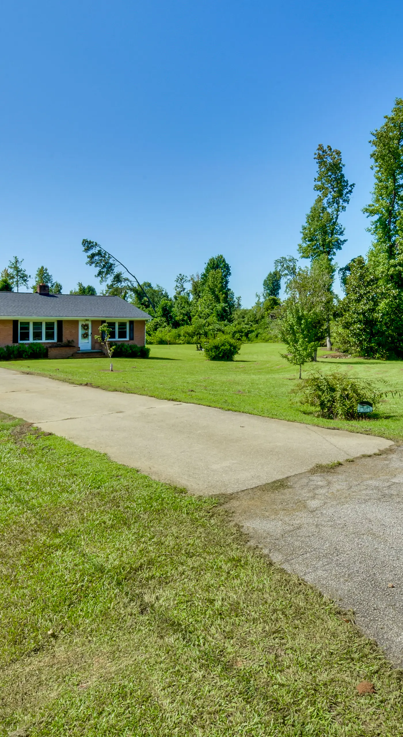 8 Mi to Clemson: Peaceful Family Home w/ Yard