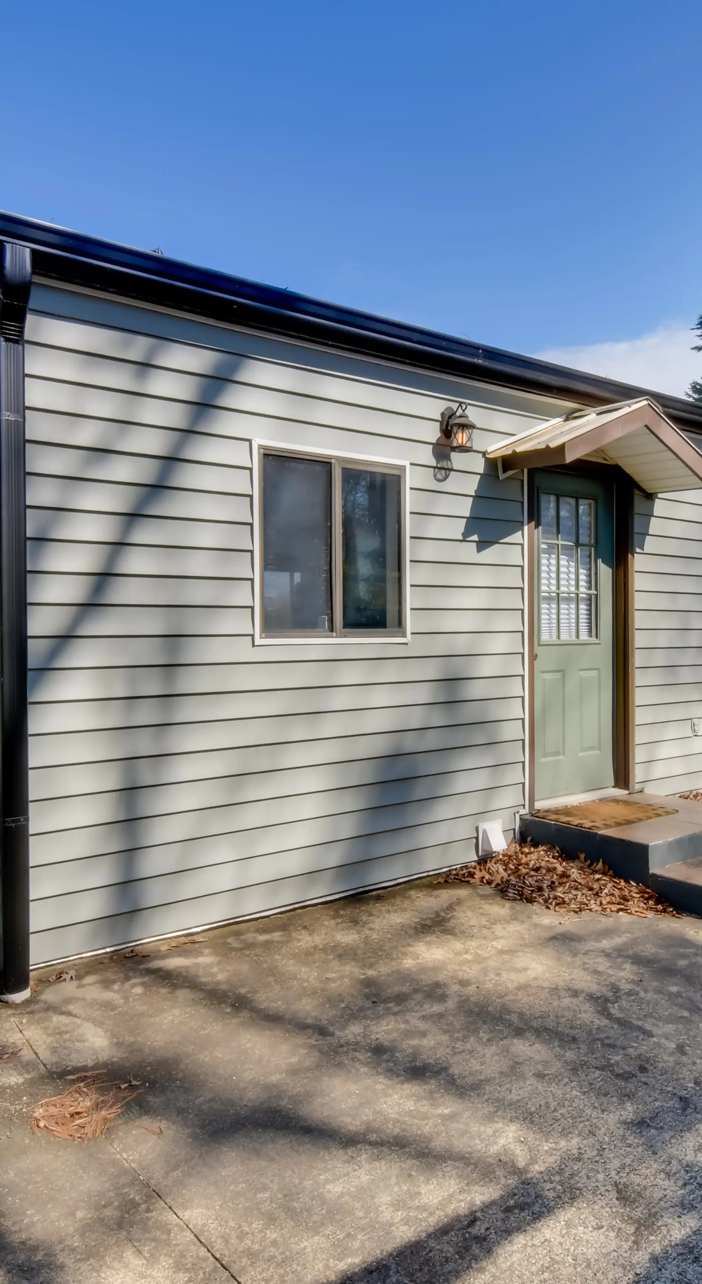 Lake Keowee Gem! Close to Clemson & Hiking Trails