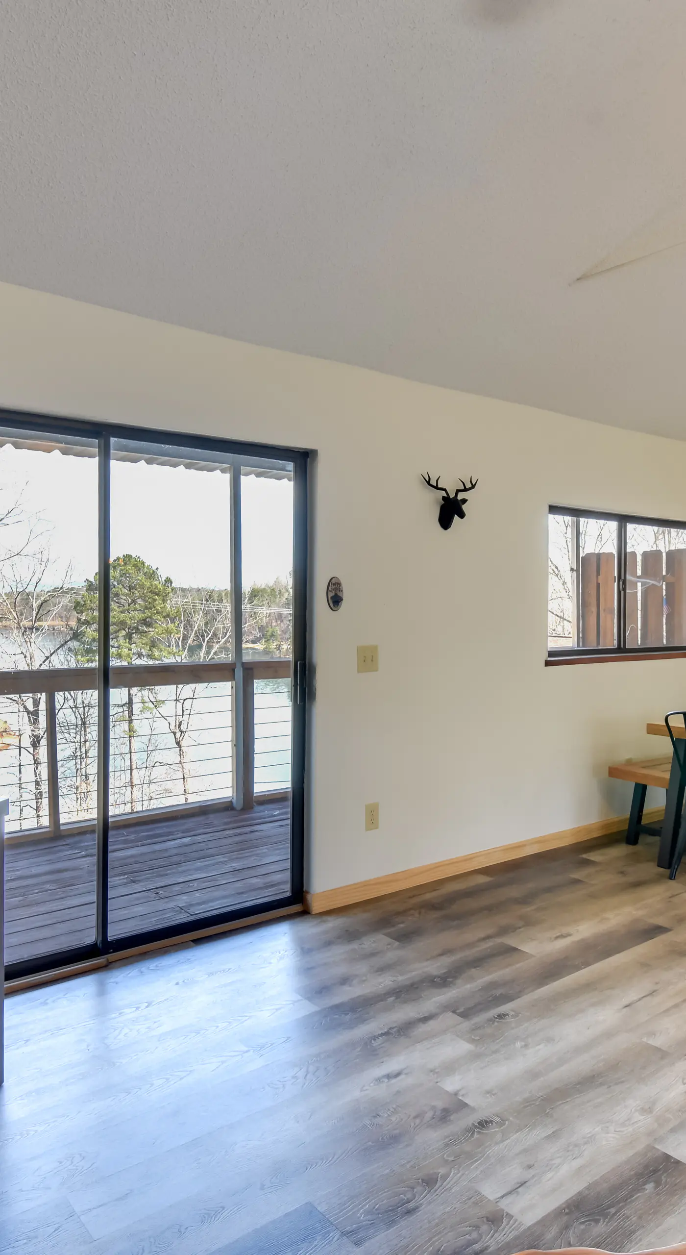 Lake Keowee Gem! Close to Clemson & Hiking Trails