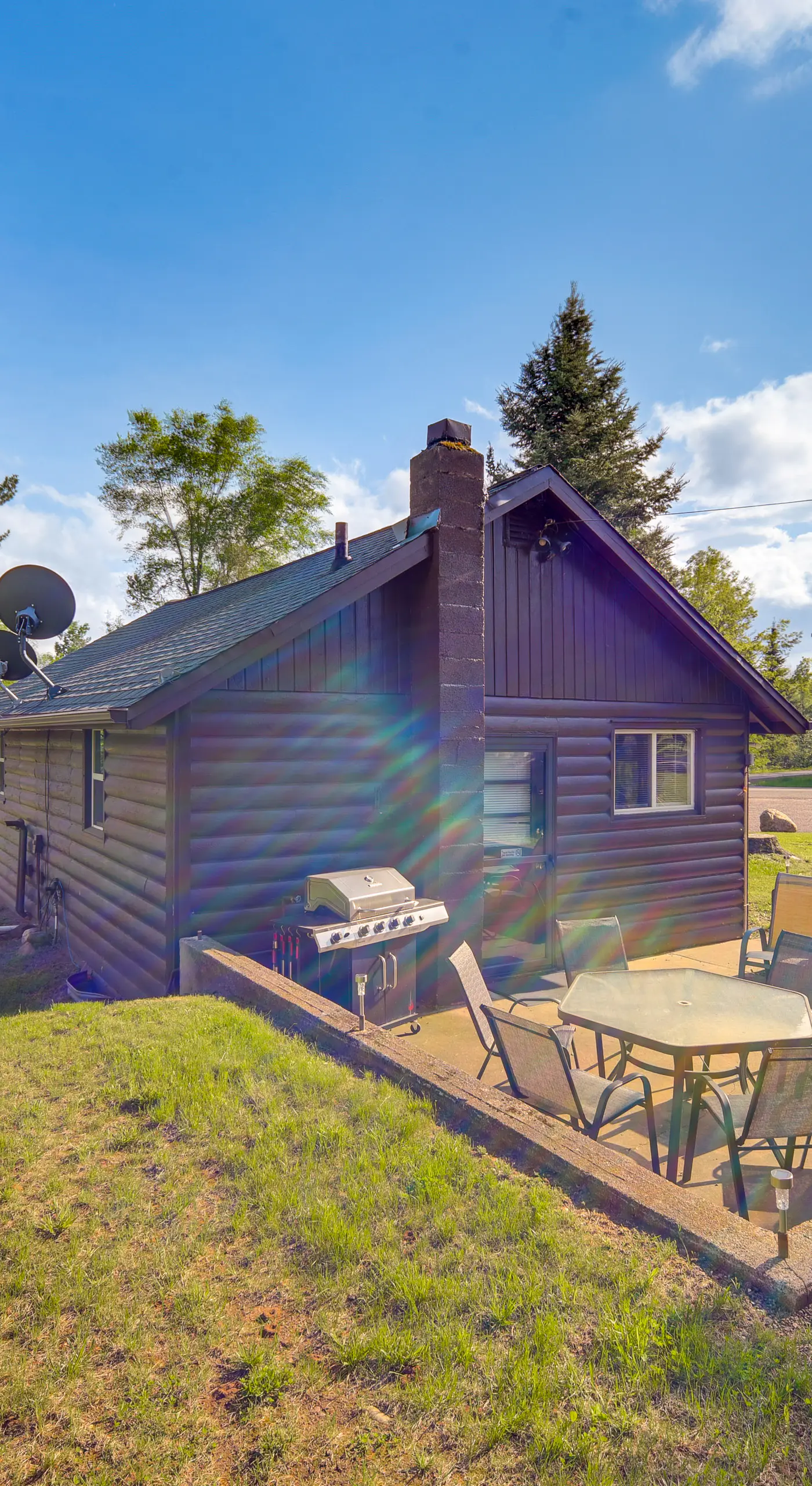 Hayward Retreat on the Chippewa Flowage w/ Dock!