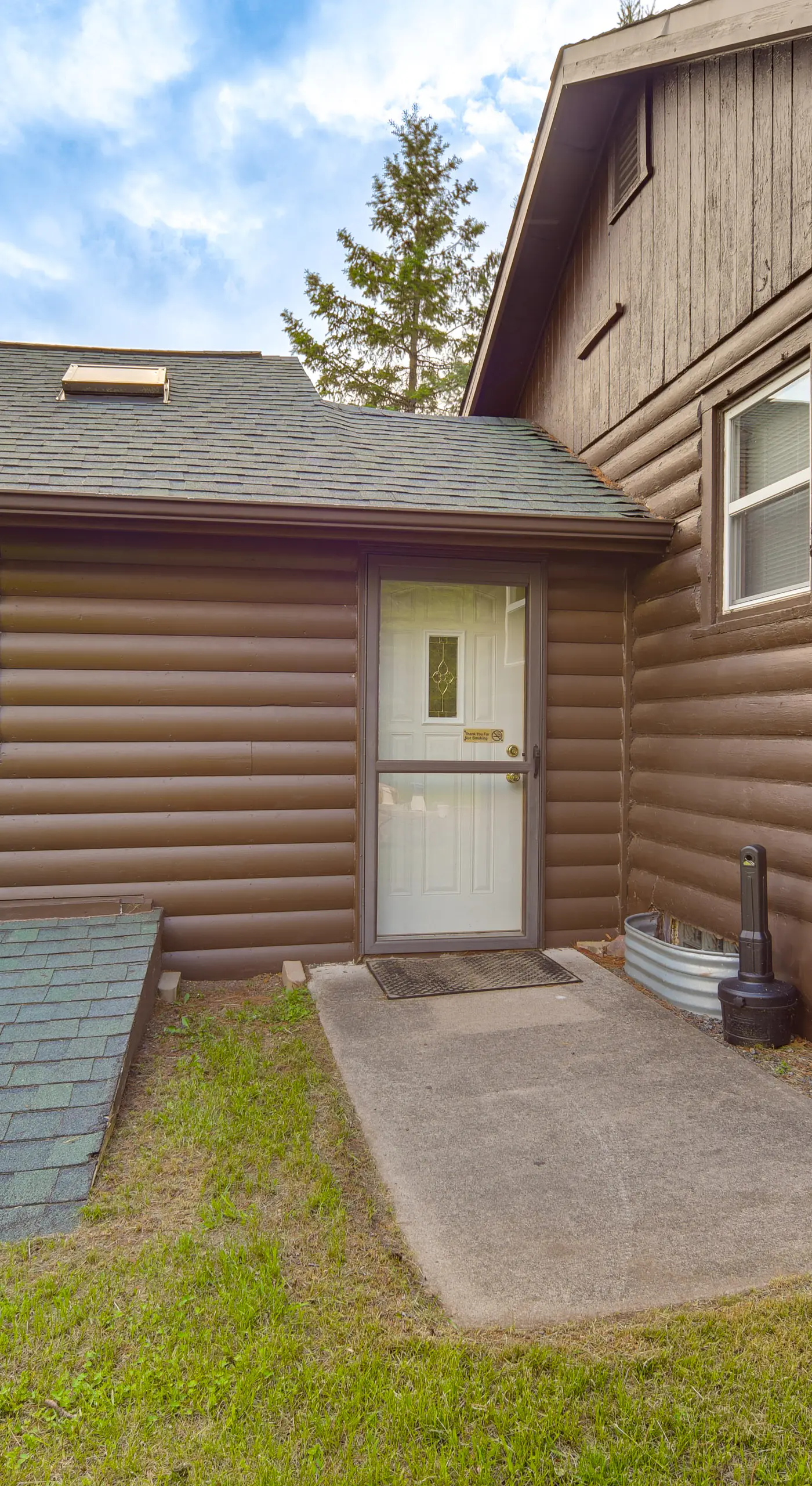 Hayward Retreat on the Chippewa Flowage w/ Dock!