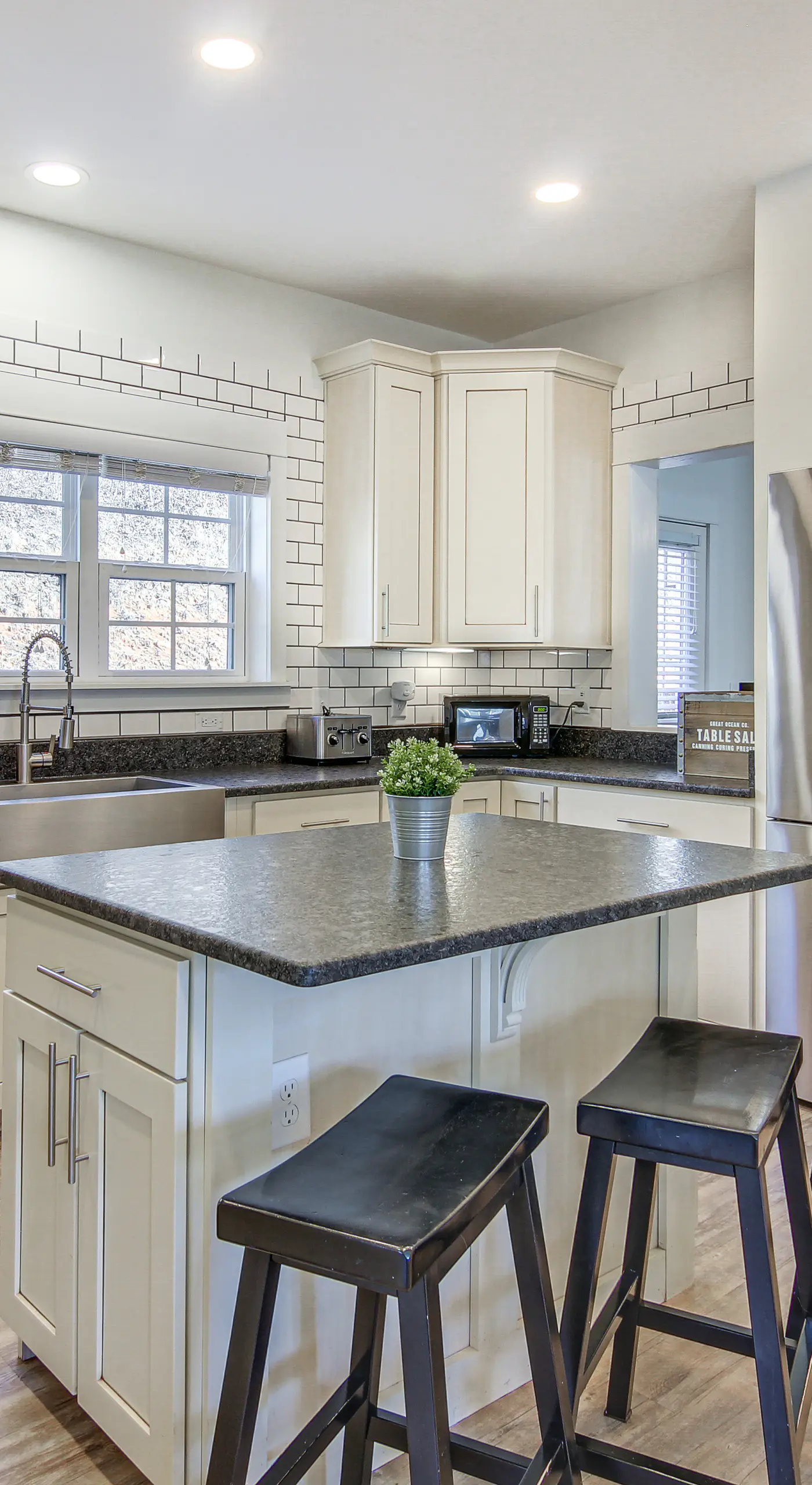 Family Holiday Retreat! Mtn-View Blue Ridge Home