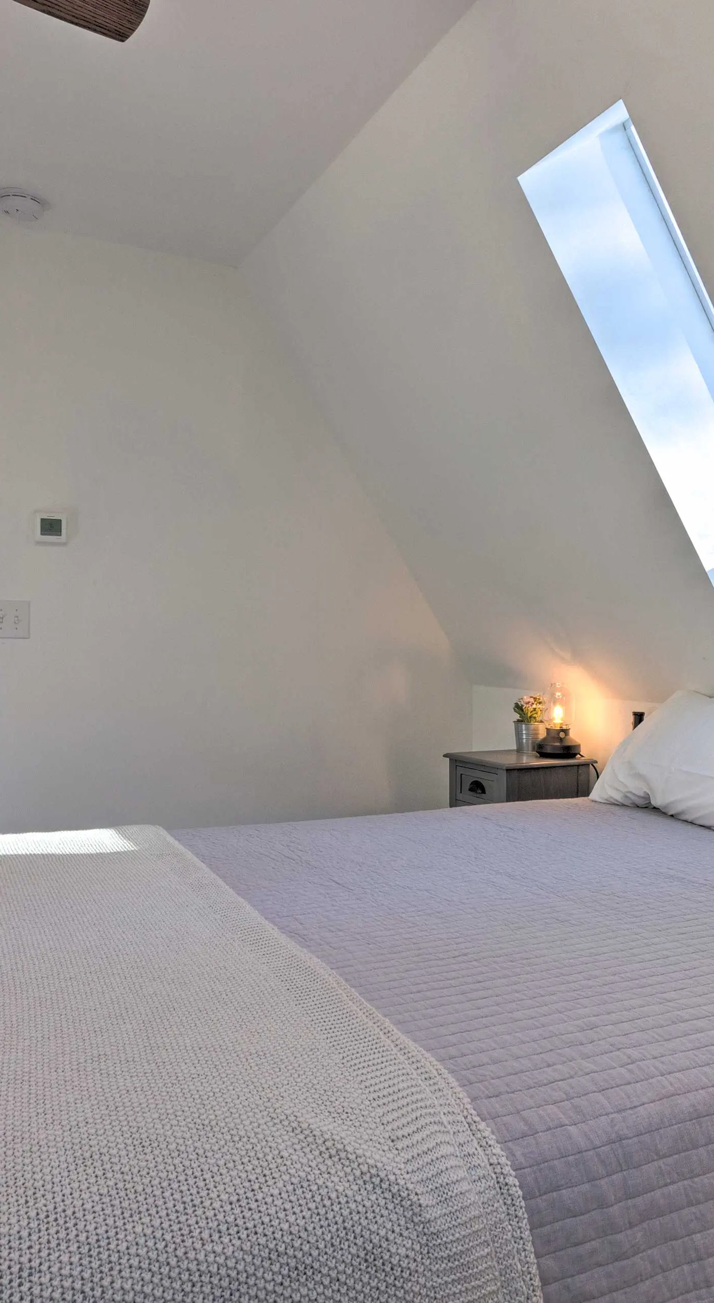 Panoramic Mtn Views & Hot Tub! Secluded Marion Gem