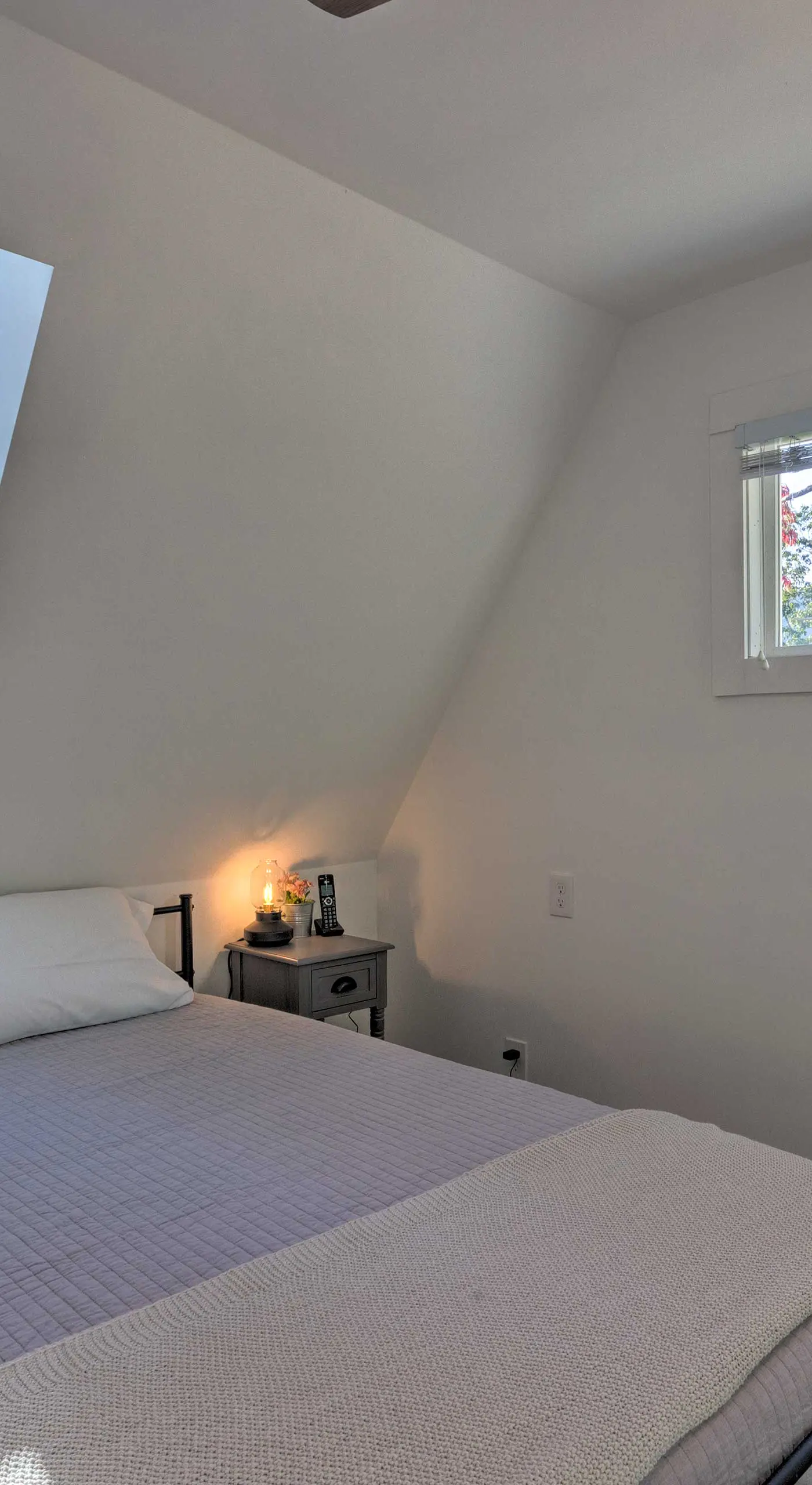 Panoramic Mtn Views & Hot Tub! Secluded Marion Gem