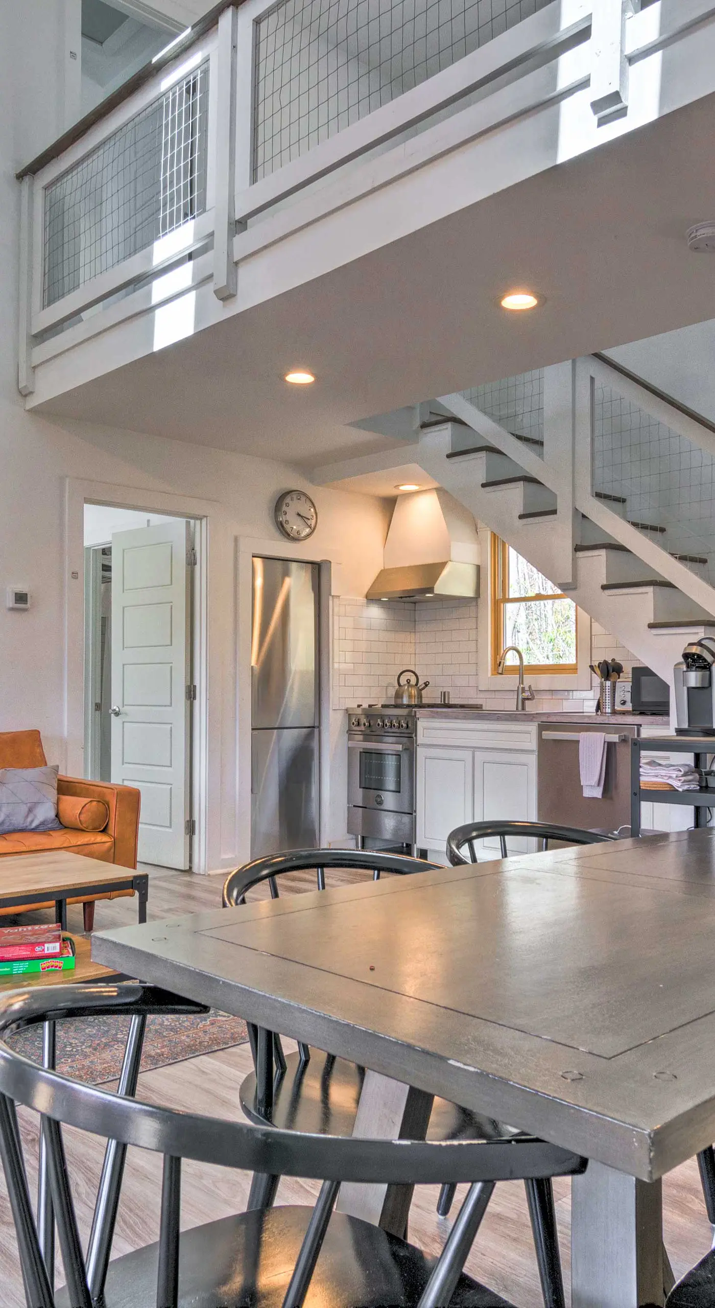 Panoramic Mtn Views & Hot Tub! Secluded Marion Gem
