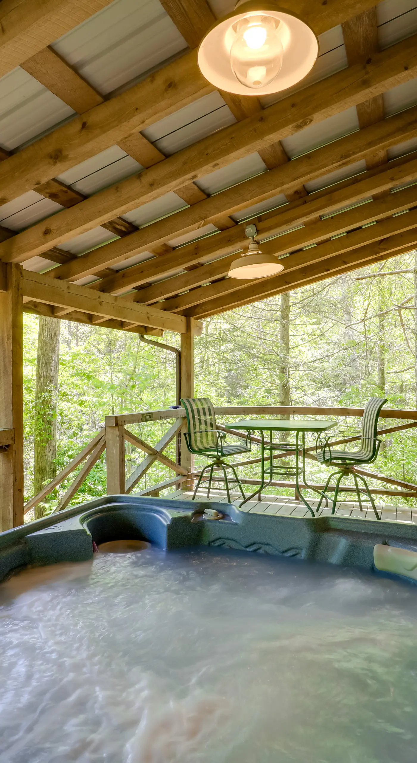Winter Hiking + Hot Tub Soaks! Marion Mtn Cabin