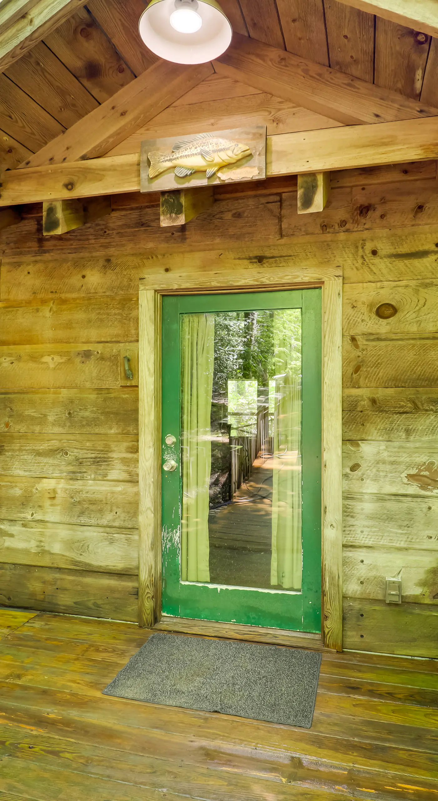 Winter Hiking + Hot Tub Soaks! Marion Mtn Cabin