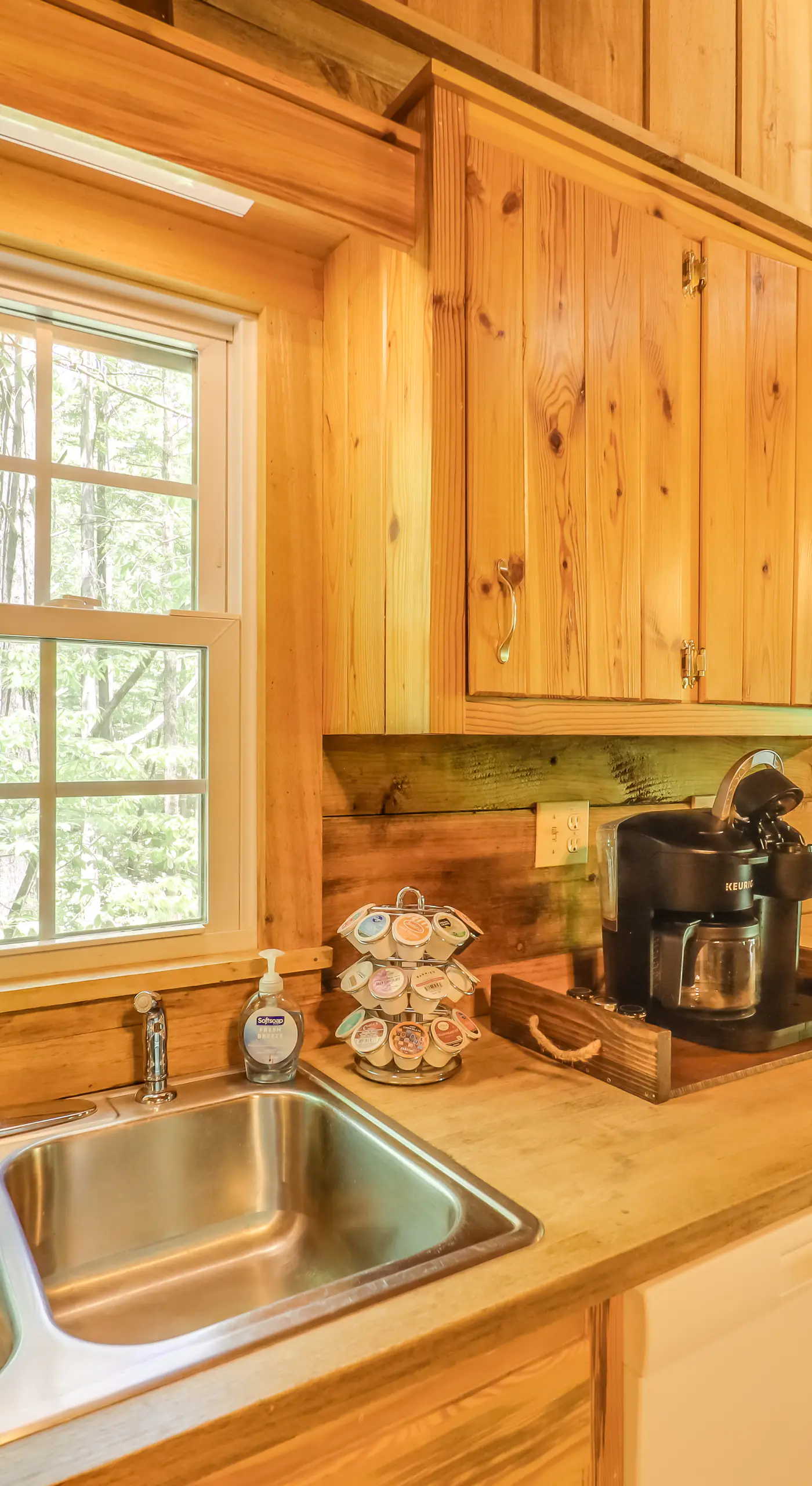 Winter Hiking + Hot Tub Soaks! Marion Mtn Cabin