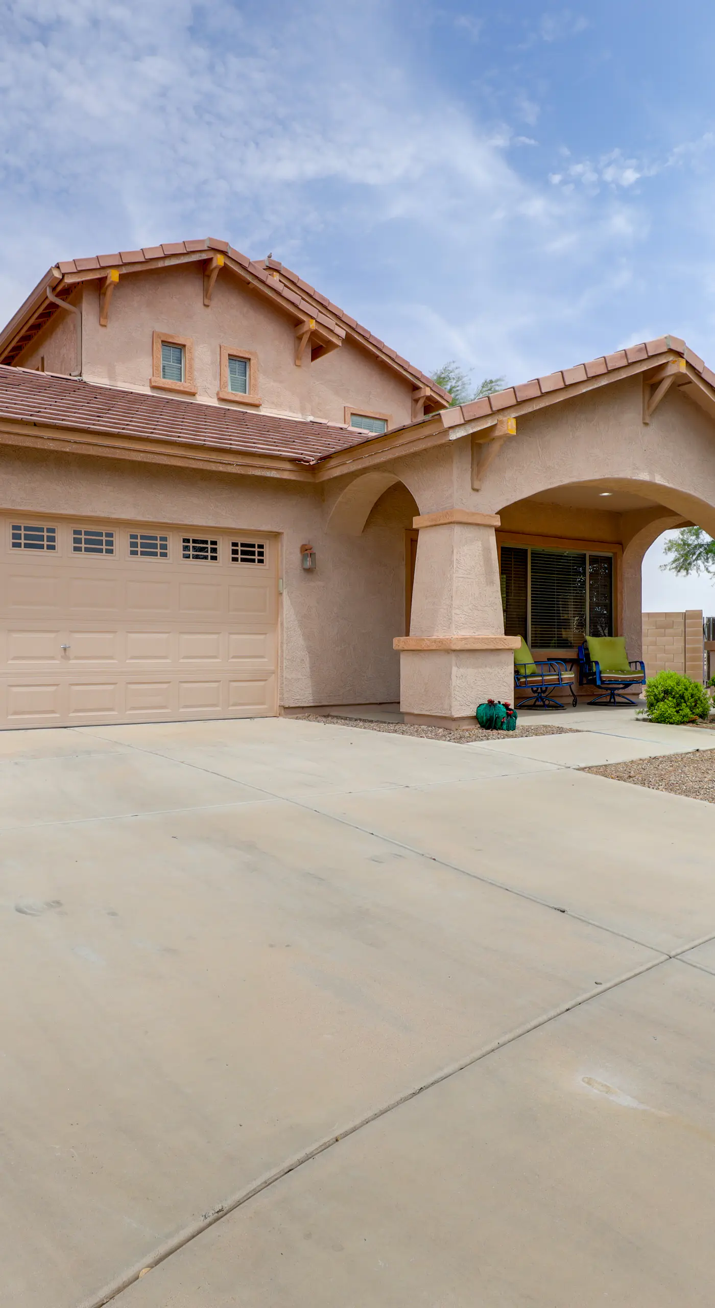 Maricopa Desert Oasis: Fenced Yard w/ Hot Tub