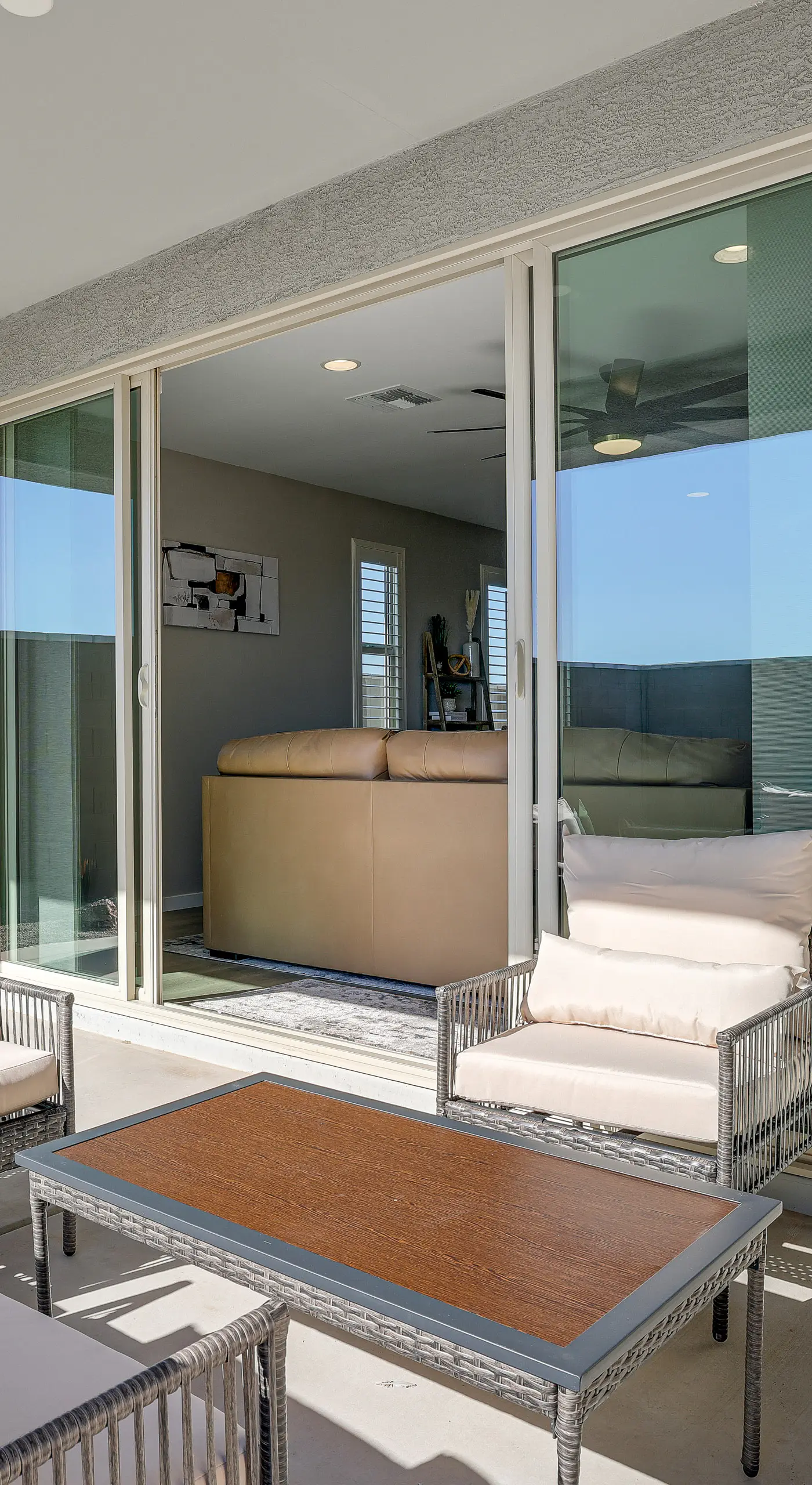 Serene Outdoor Space: Group Getaway in Maricopa!