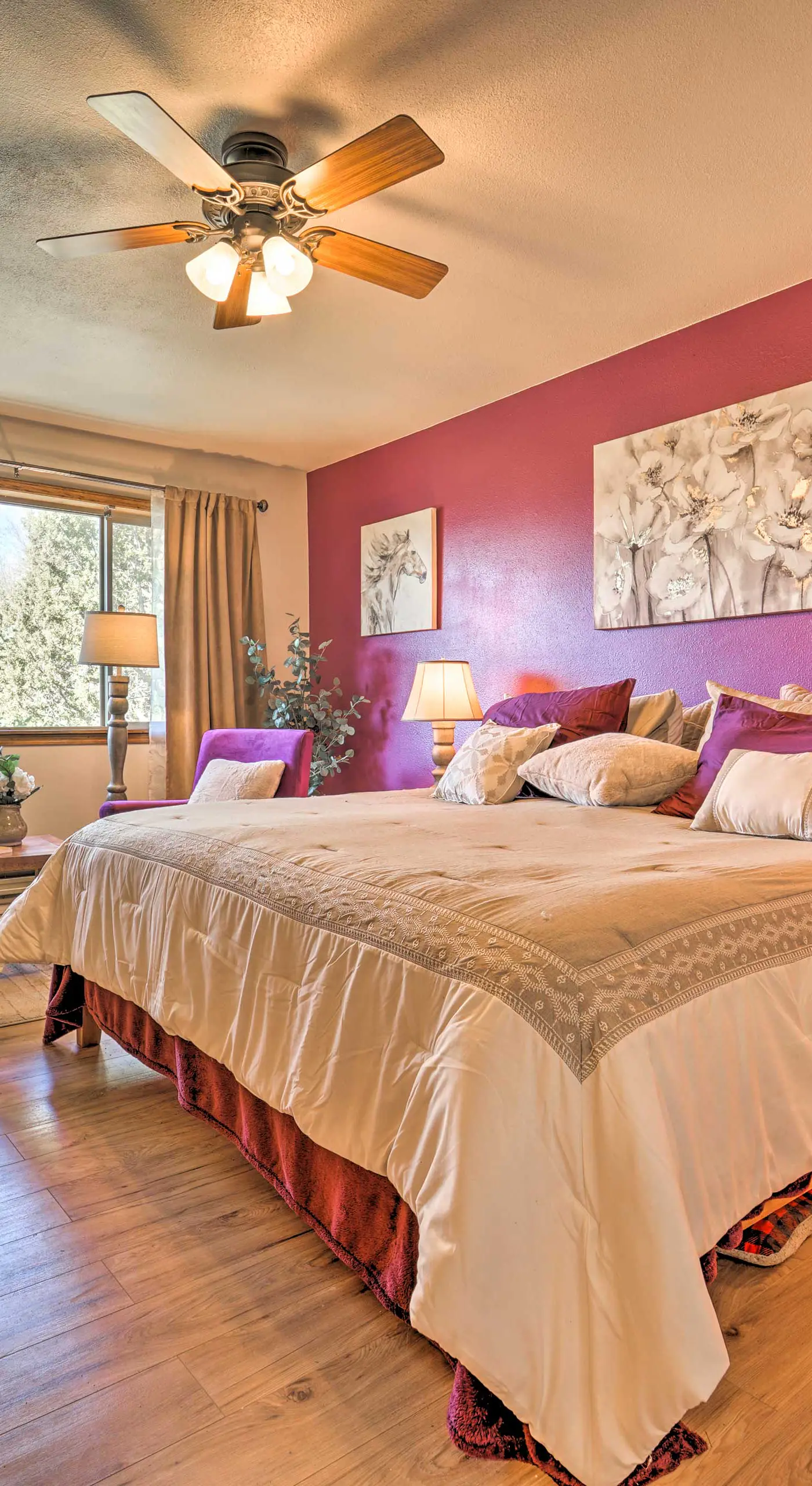 Eco-Friendly Escape in Cortez - Pets Welcome!