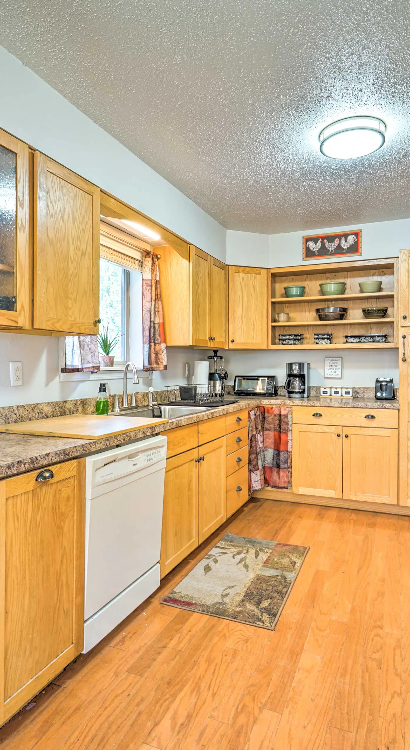 Eco-Friendly Escape in Cortez - Pets Welcome!