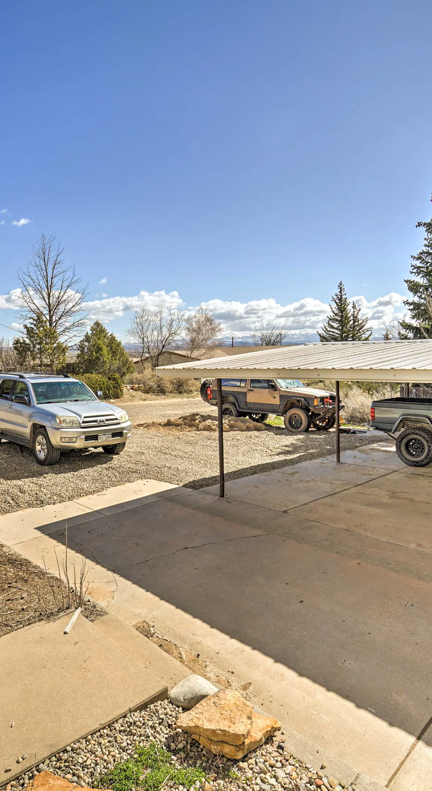 Eco-Friendly Escape in Cortez - Pets Welcome!
