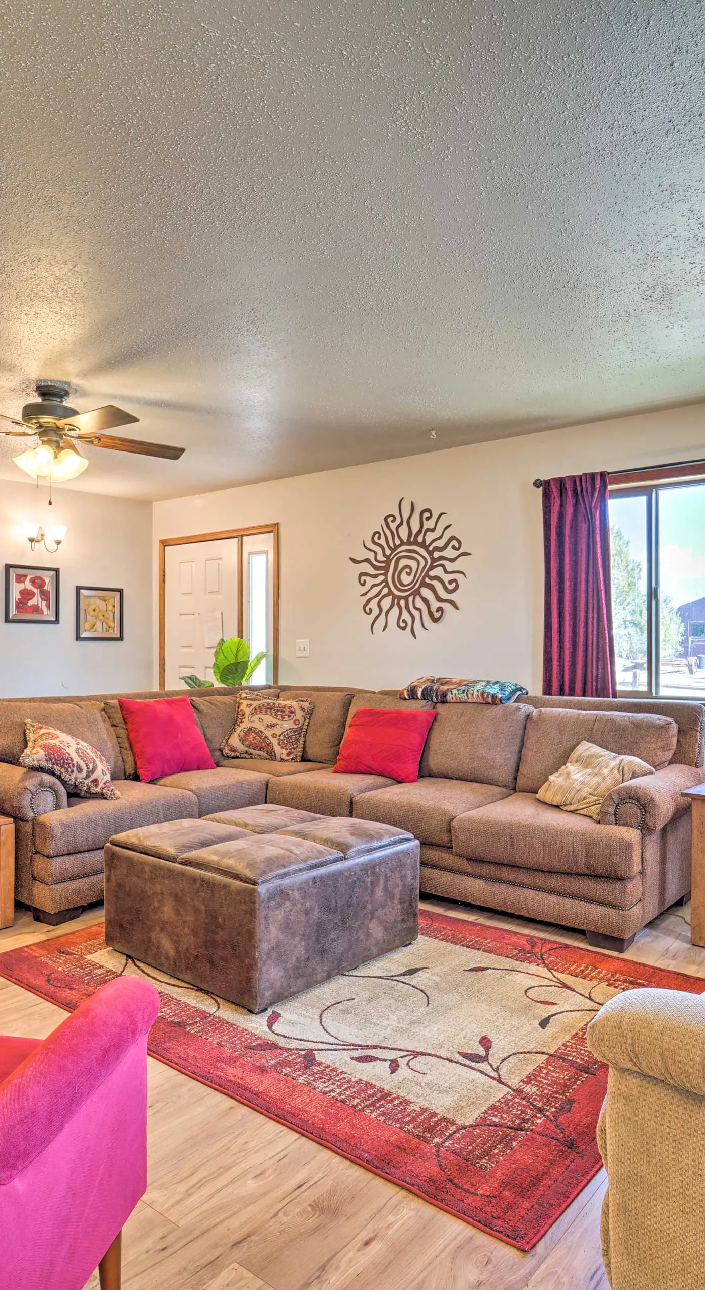 Eco-Friendly Escape in Cortez - Pets Welcome!