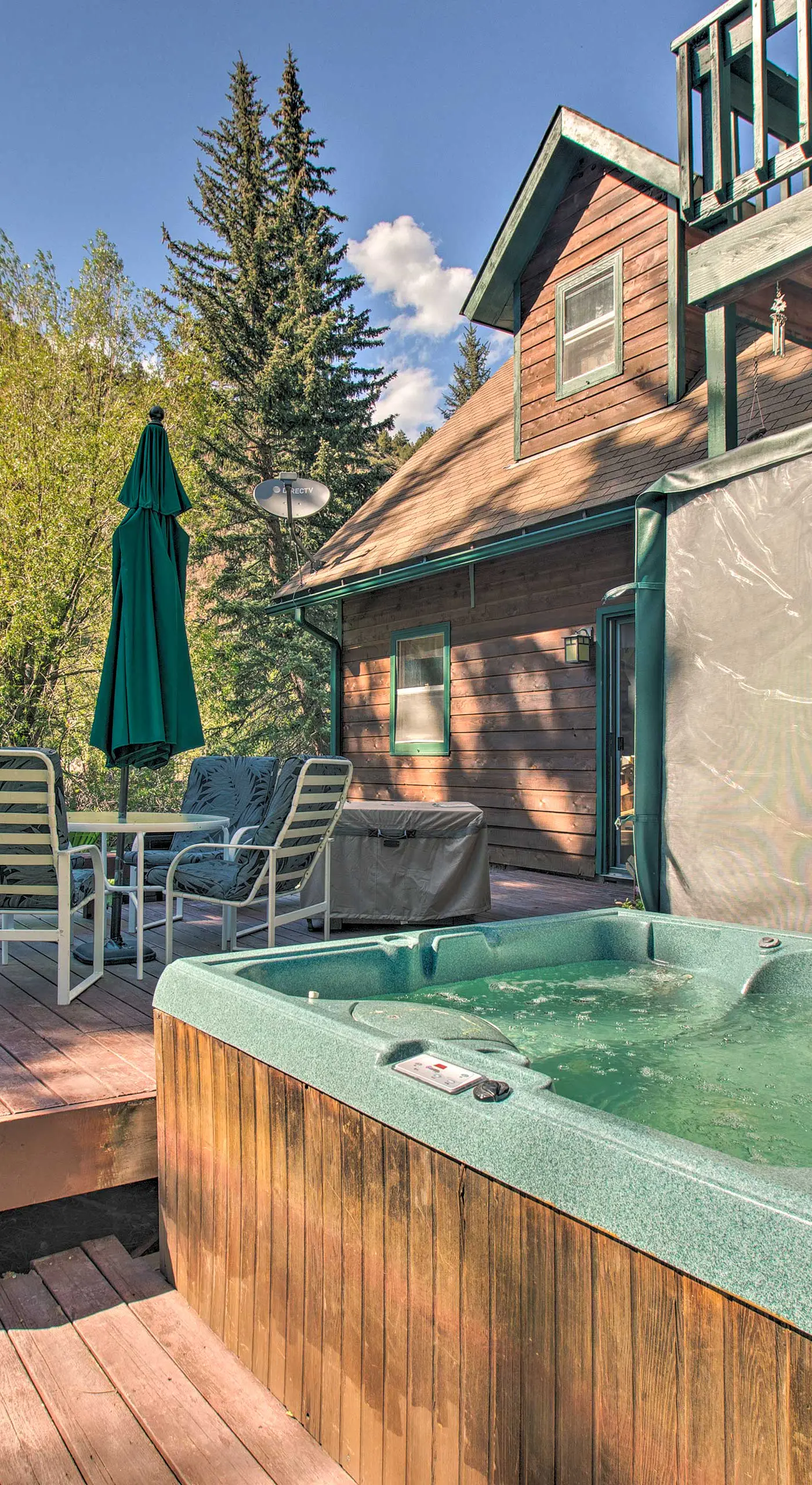 ‘Chicago Creek B & B‘: 1 Mi to Mt Blue Sky!