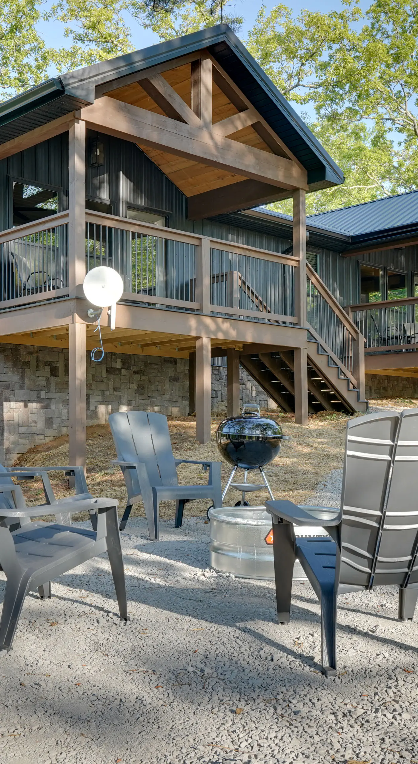 Steps to Lake! Pet-Friendly Murray Retreat w/ Deck