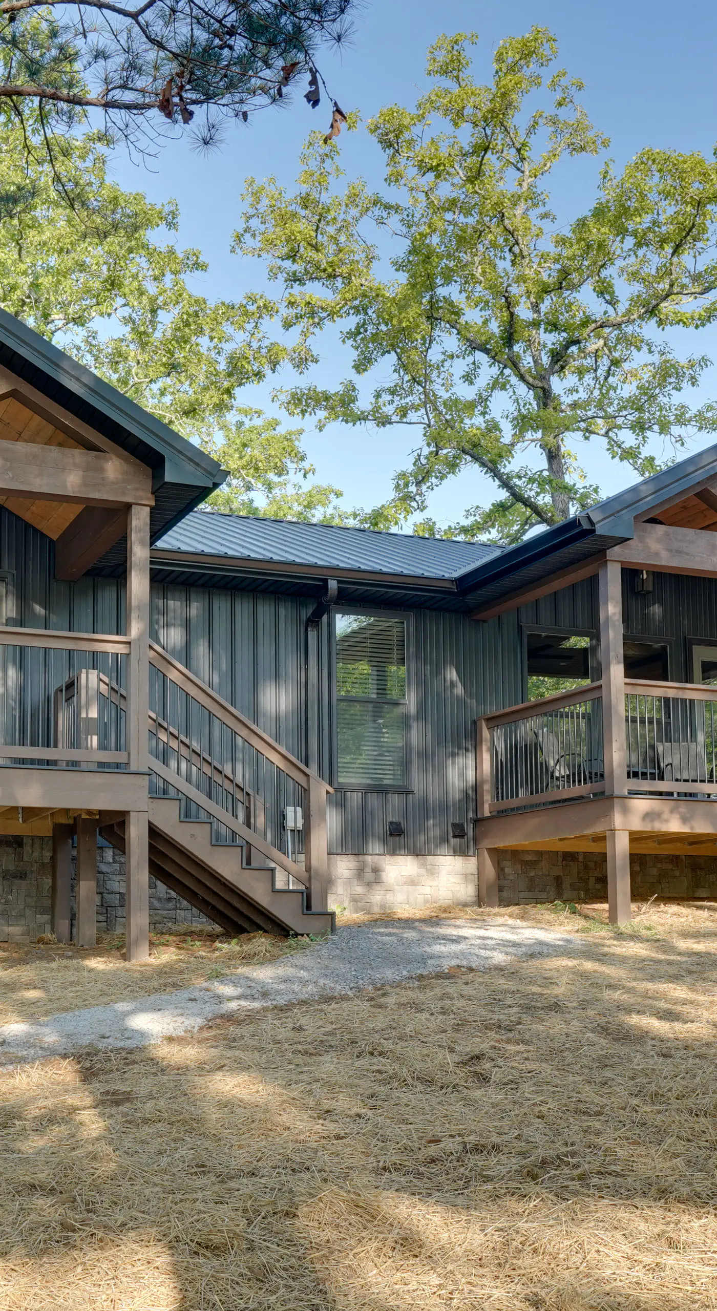 Steps to Lake! Pet-Friendly Murray Retreat w/ Deck