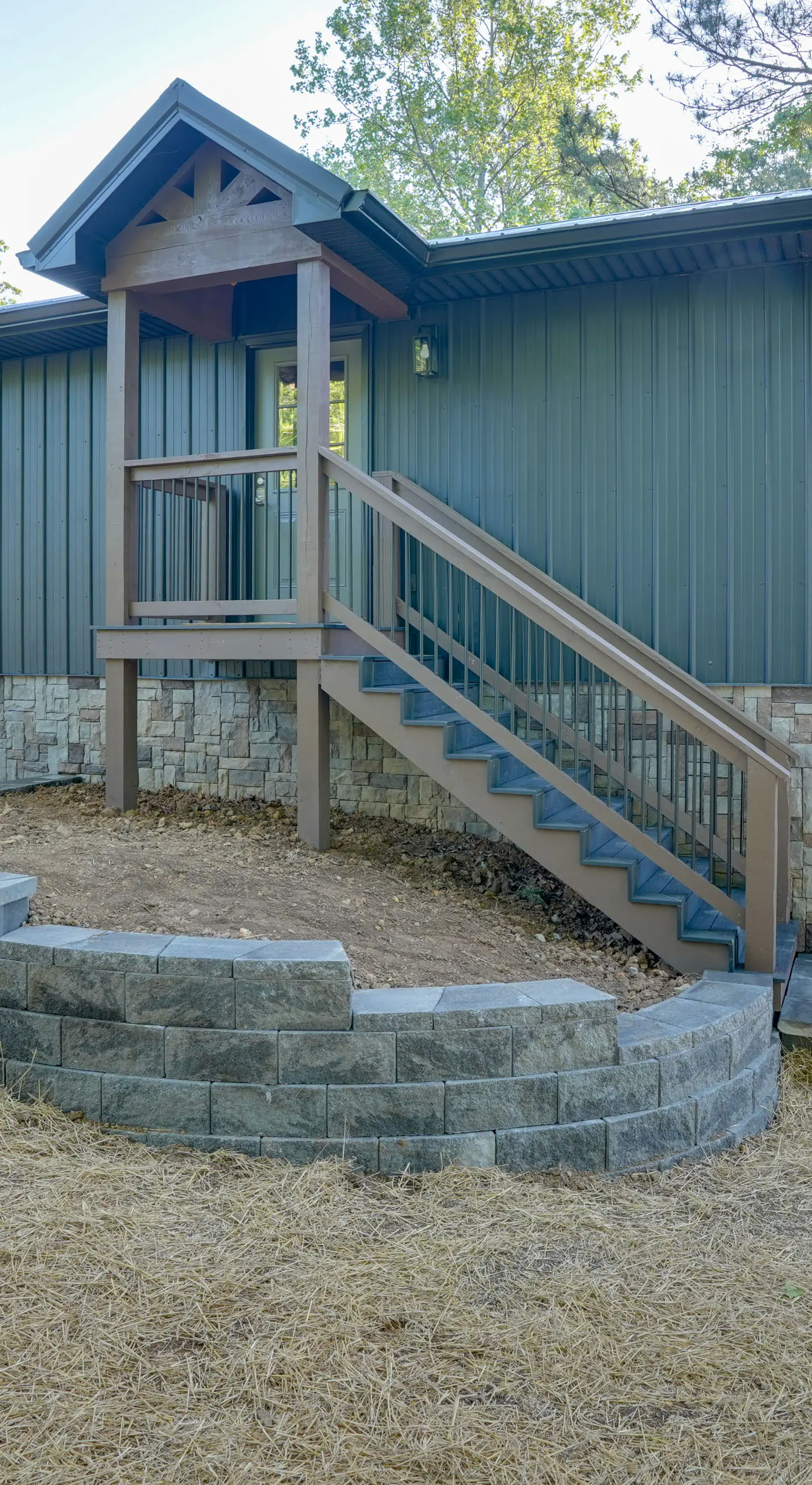 Steps to Lake! Pet-Friendly Murray Retreat w/ Deck