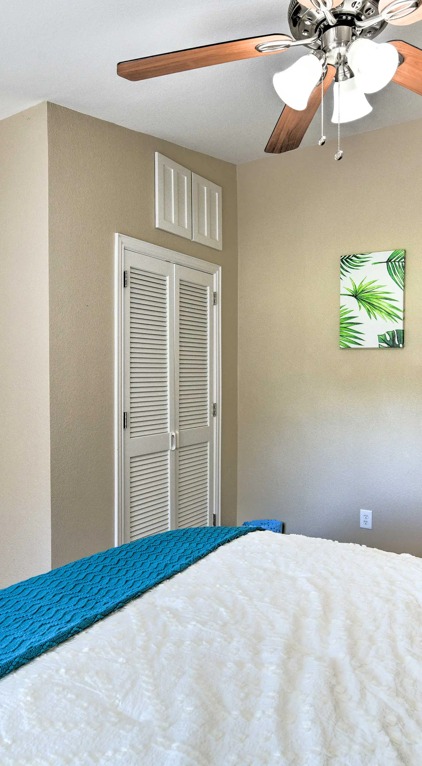 Spacious Granbury Home w/ Lakefront Outdoor Oasis!