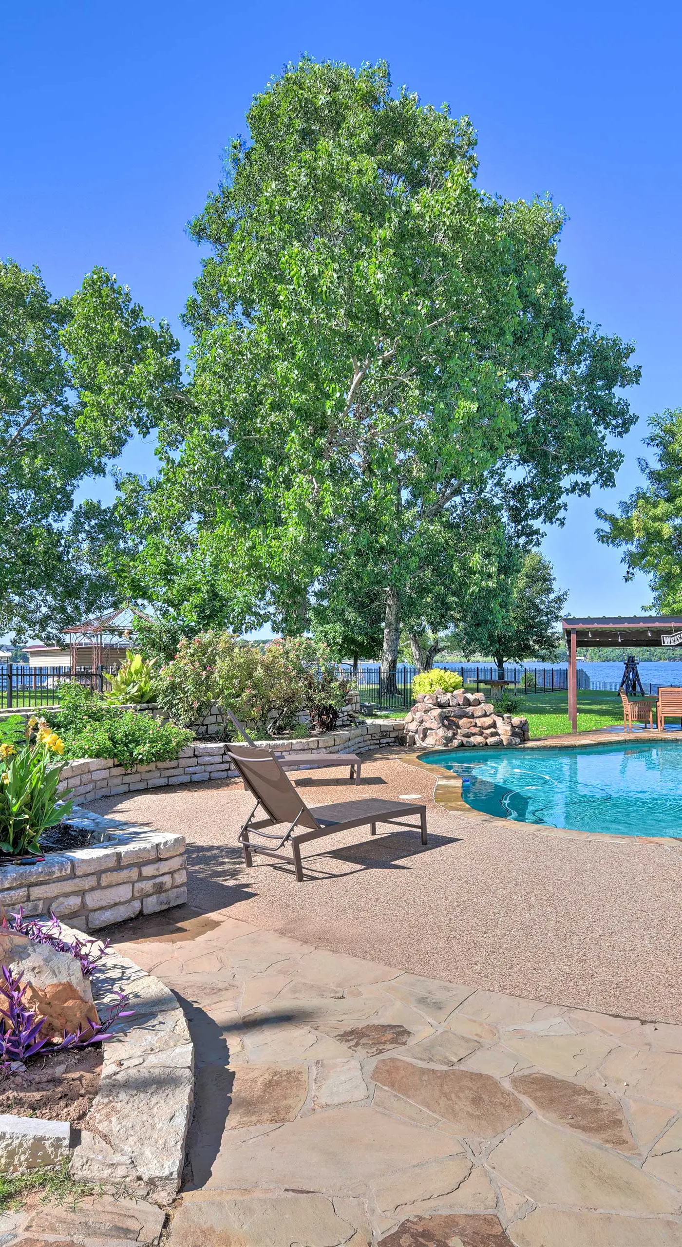 Spacious Granbury Home w/ Lakefront Outdoor Oasis!