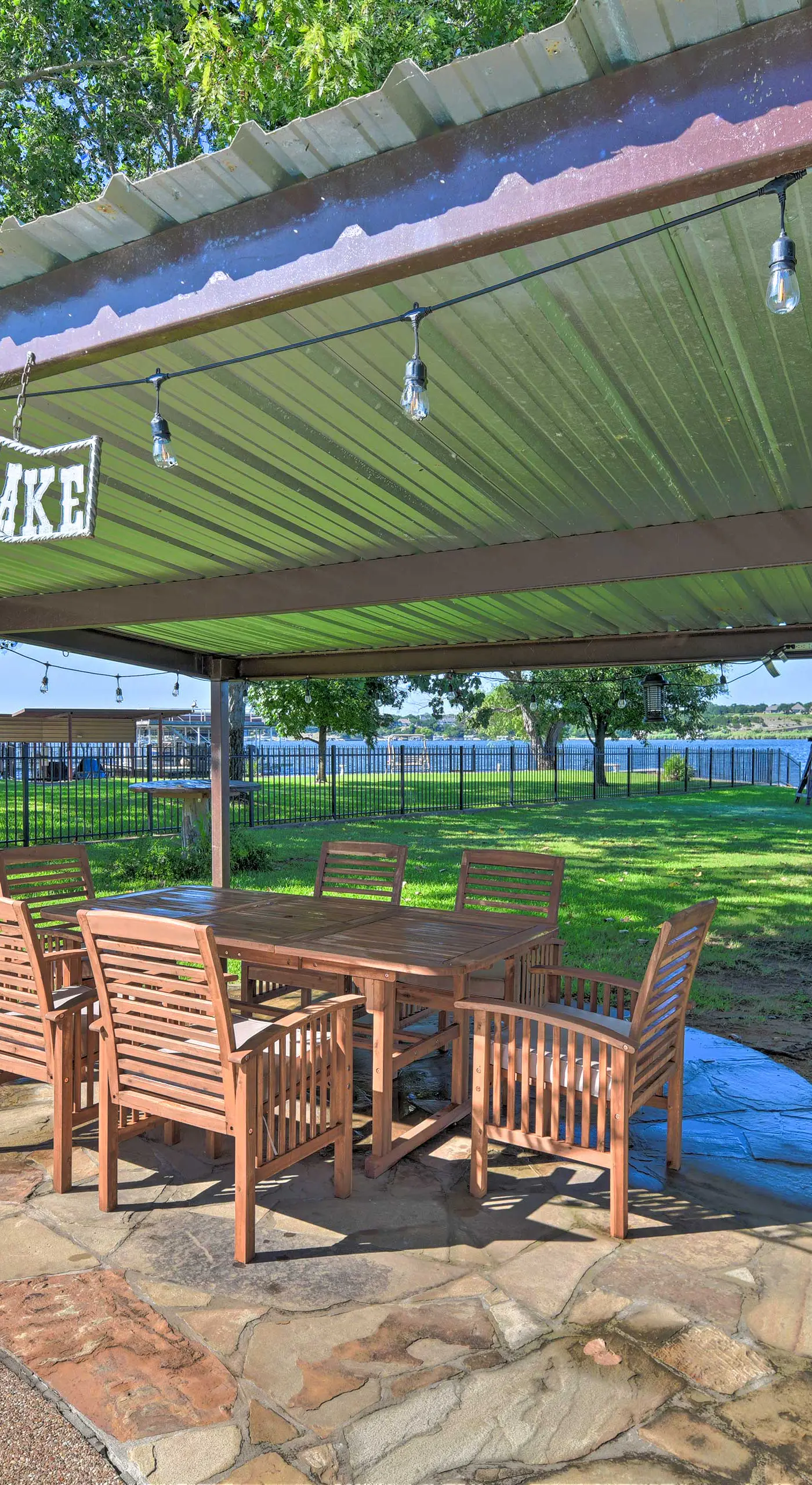 Spacious Granbury Home w/ Lakefront Outdoor Oasis!