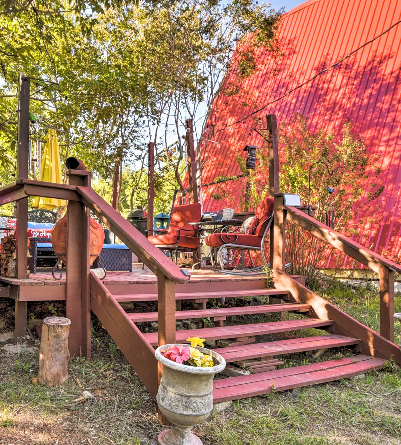 Steps to Lake! Charming Cabin: Pool Access & Decks
