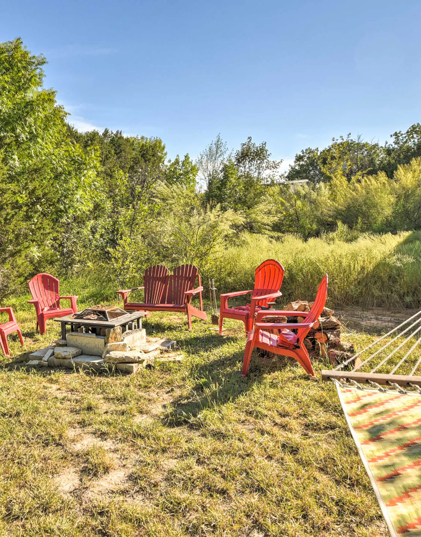 Steps to Lake! Charming Cabin: Pool Access & Decks