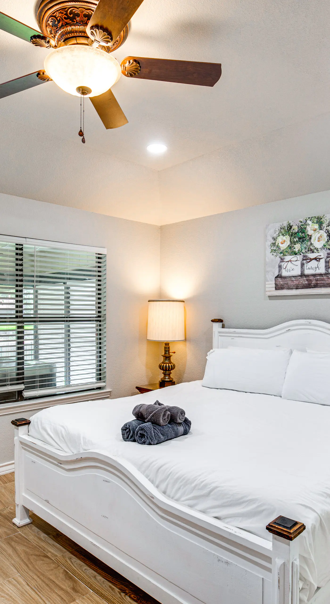 Home on Lake Granbury w/ Hot Tub: 5 Mi to Dtwn!