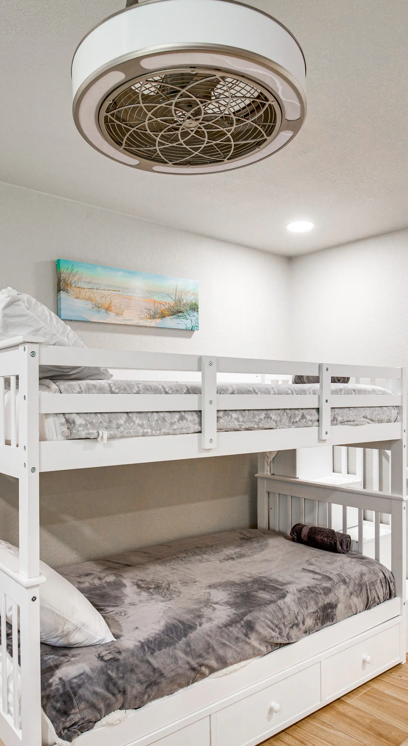 Home on Lake Granbury w/ Hot Tub: 5 Mi to Dtwn!