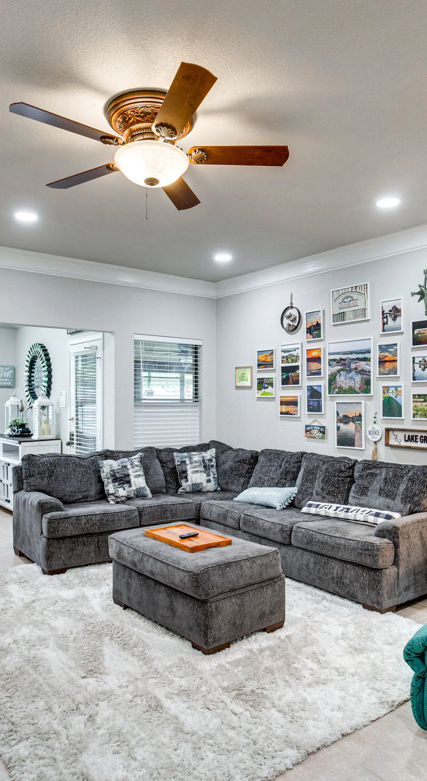 Home on Lake Granbury w/ Hot Tub: 5 Mi to Dtwn!