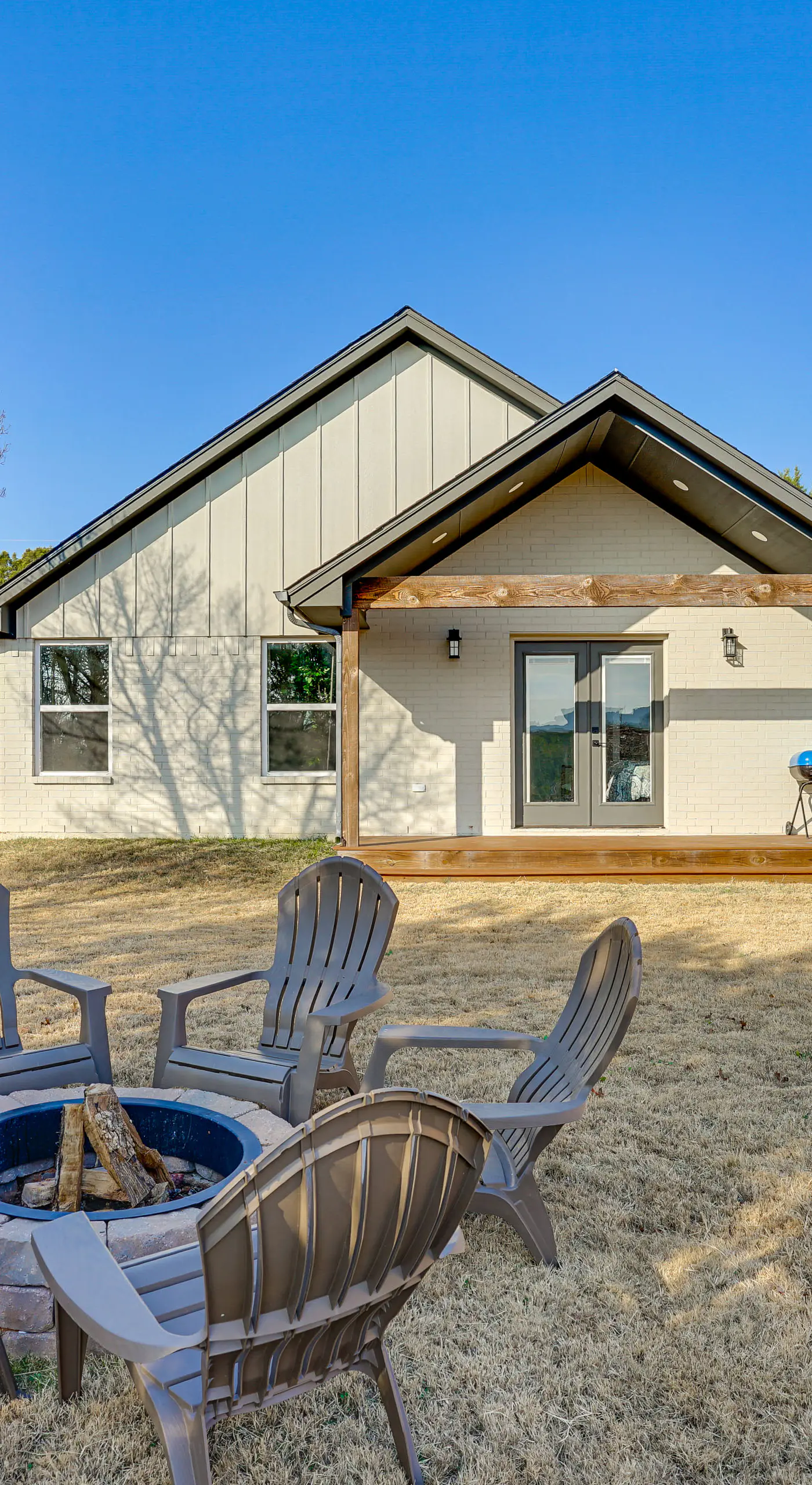< 2 Mi to Lake Granbury! Family Home w/ Large Yard
