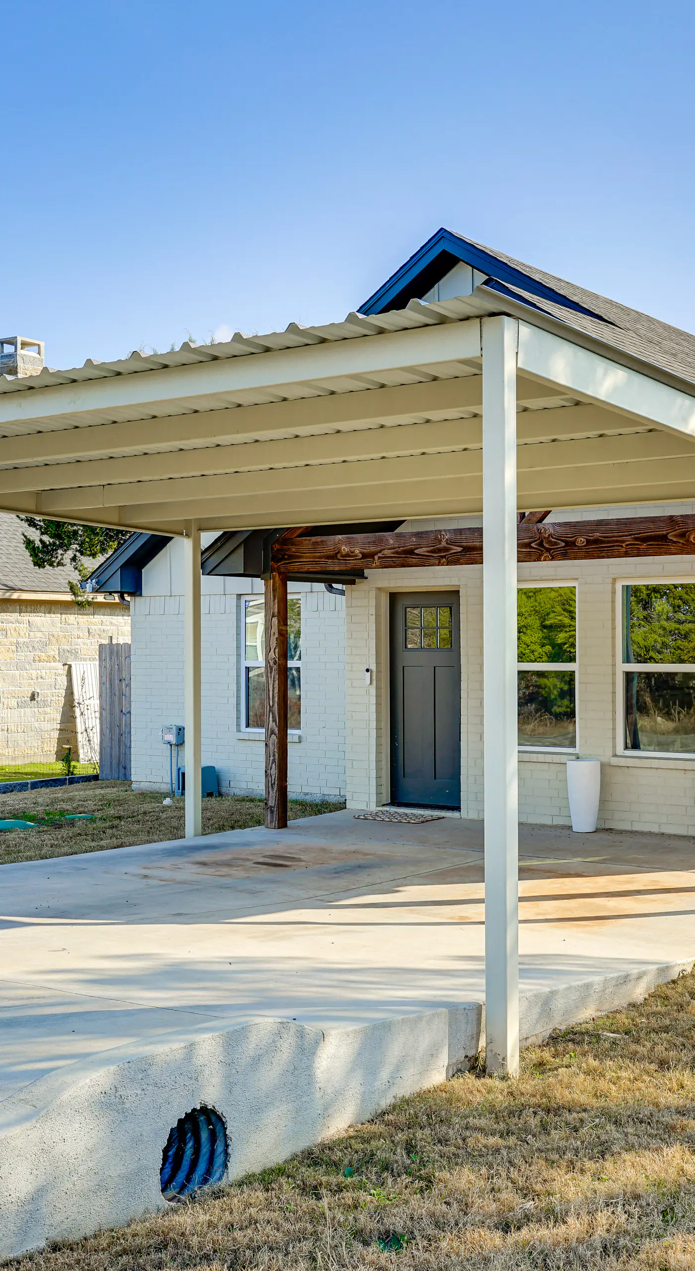 < 2 Mi to Lake Granbury! Family Home w/ Large Yard
