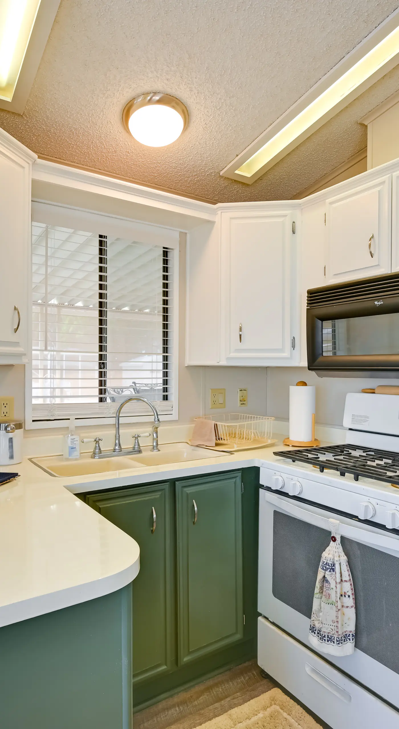 Pet-Friendly Vacation Rental in Yuma with Grill!