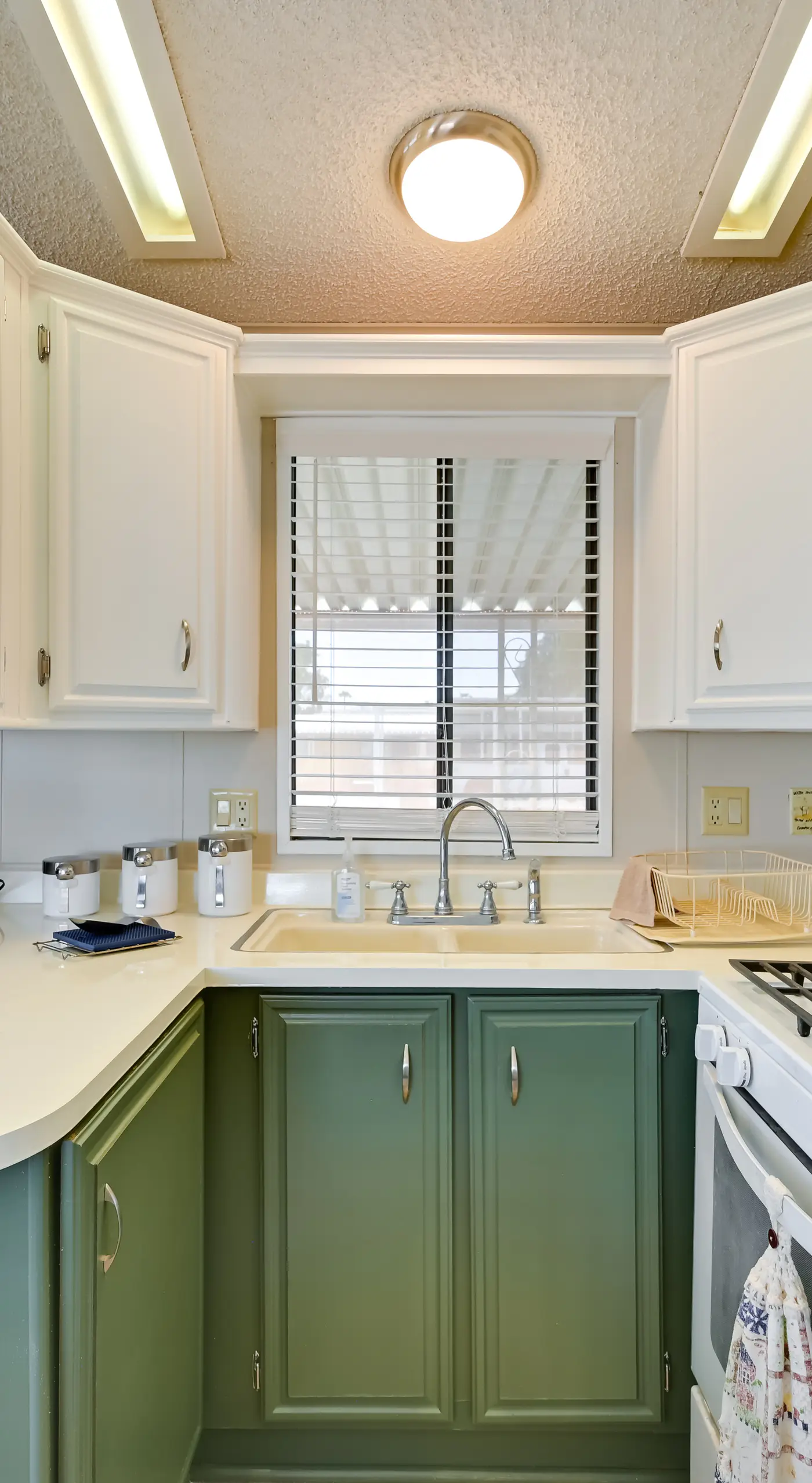 Pet-Friendly Vacation Rental in Yuma with Grill!
