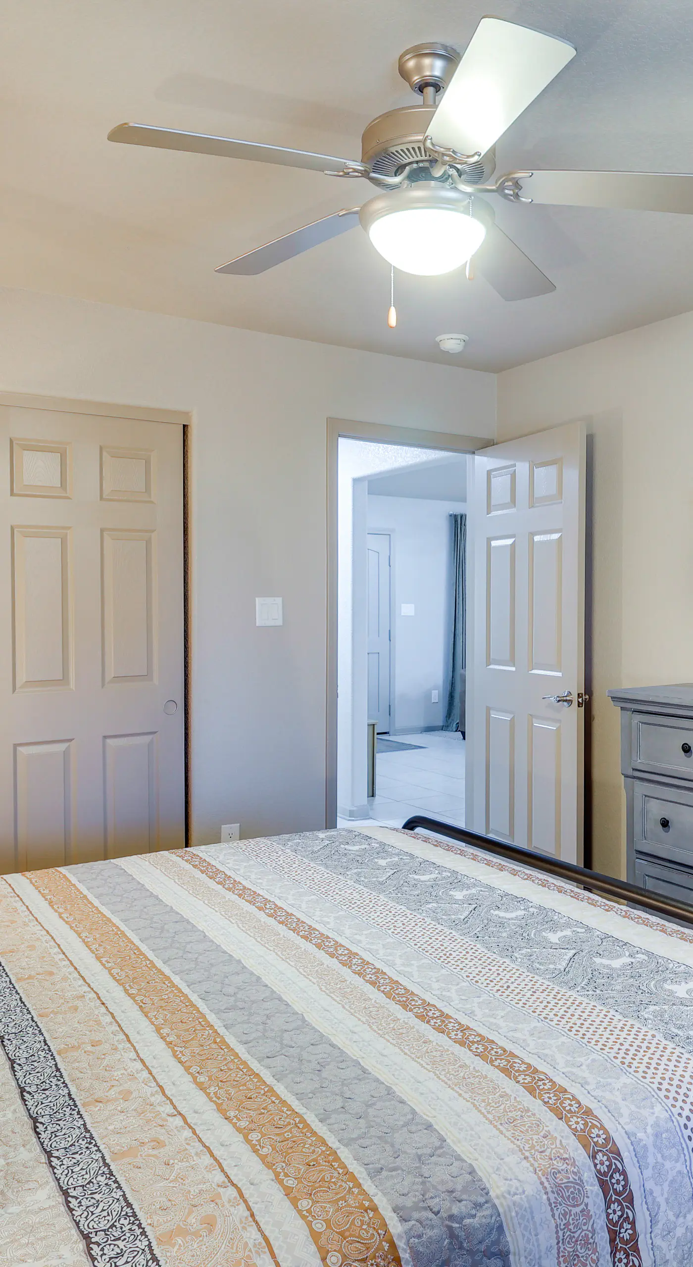 Foothills Family Home Near Lake & Colorado River!