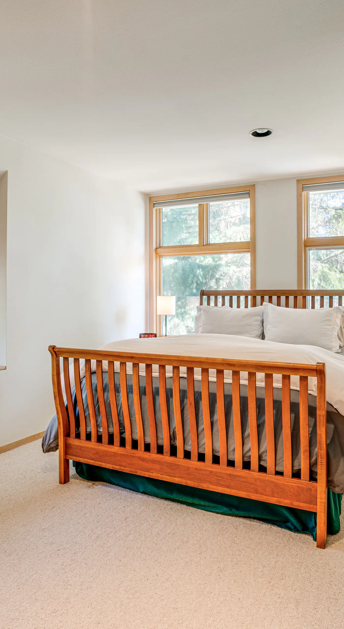 Mtn-View Deck, Workspace! Walkable Frisco Condo