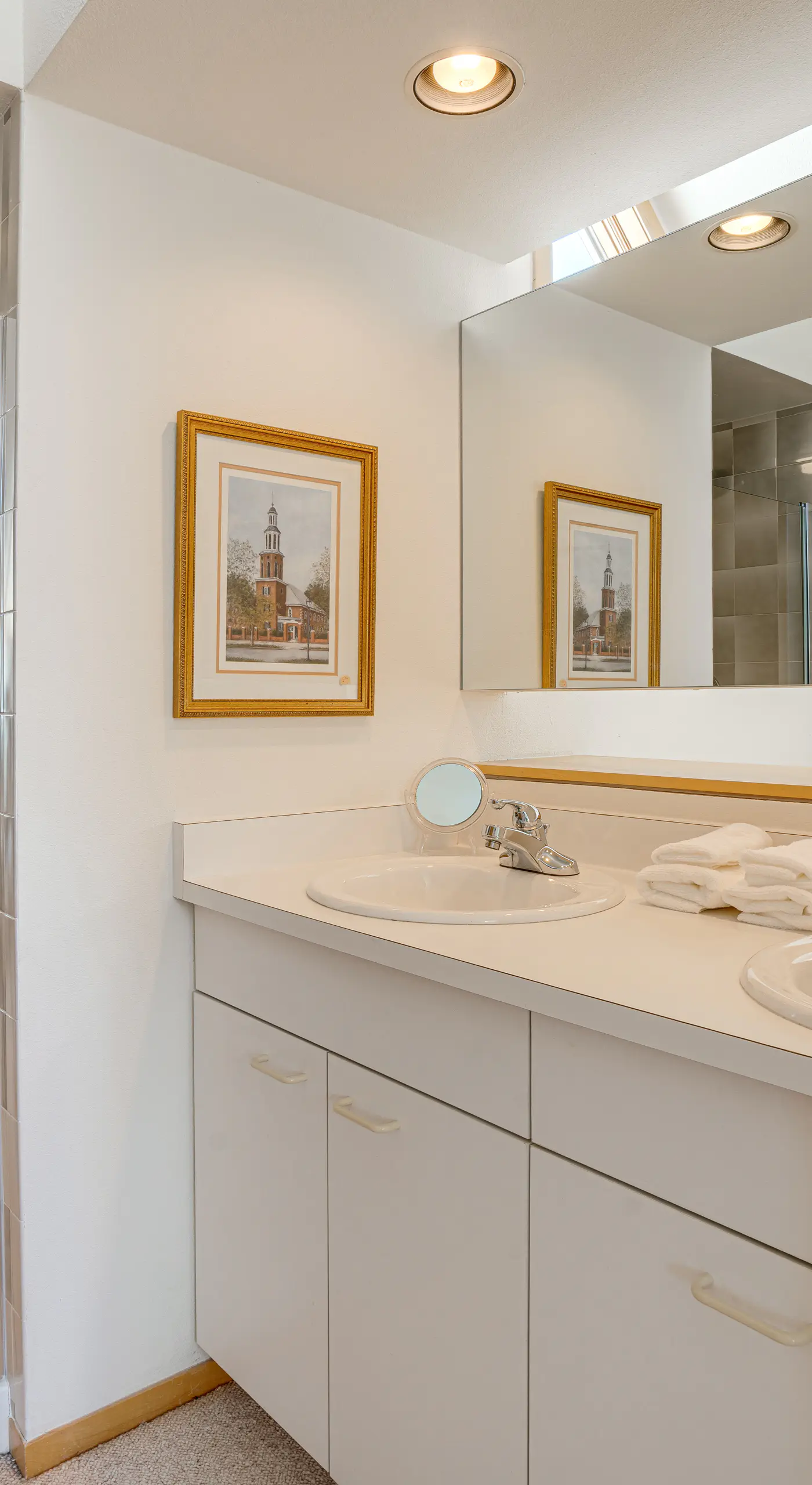 Mtn-View Deck, Workspace! Walkable Frisco Condo