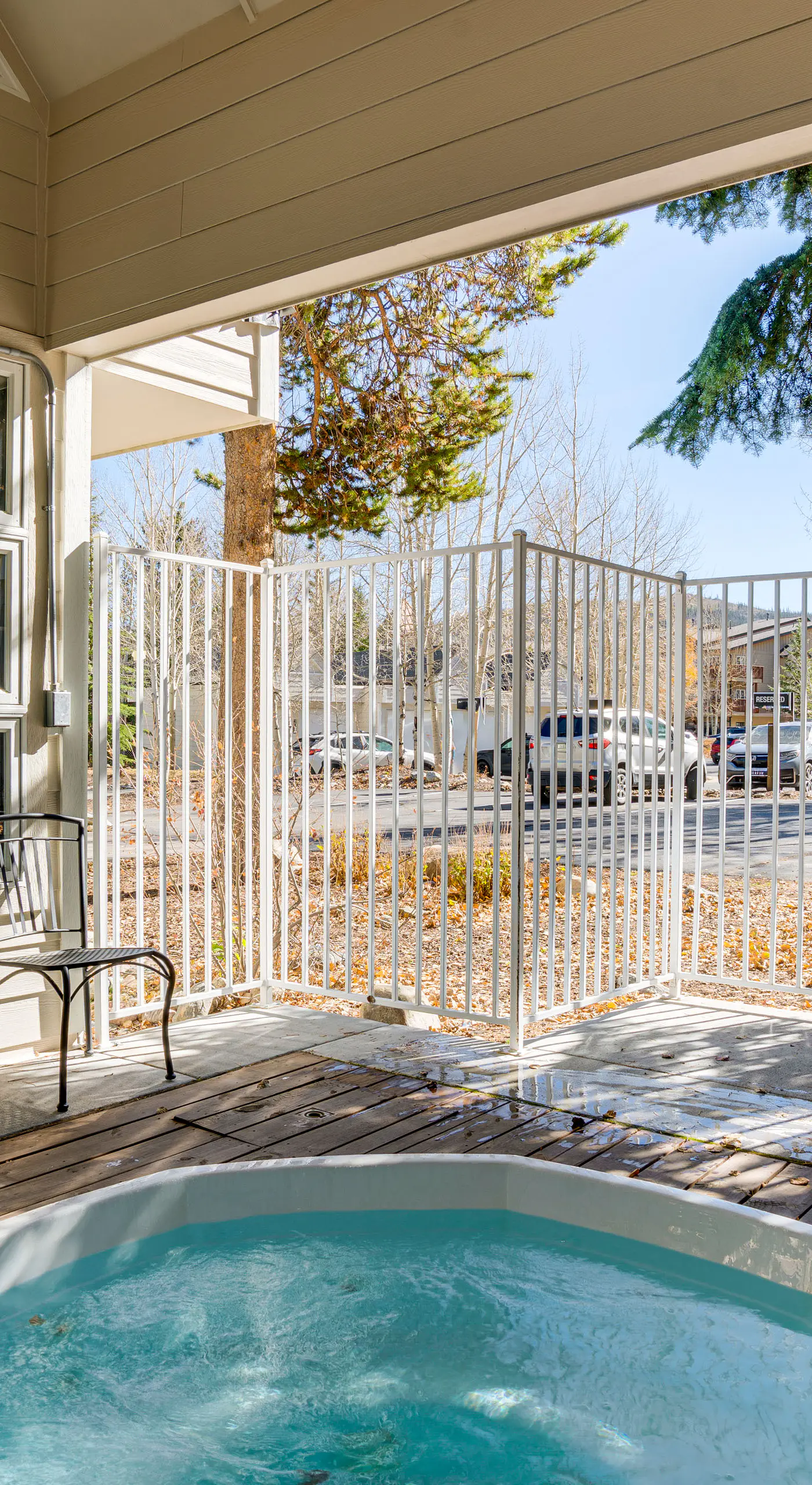 Mtn-View Deck, Workspace! Walkable Frisco Condo